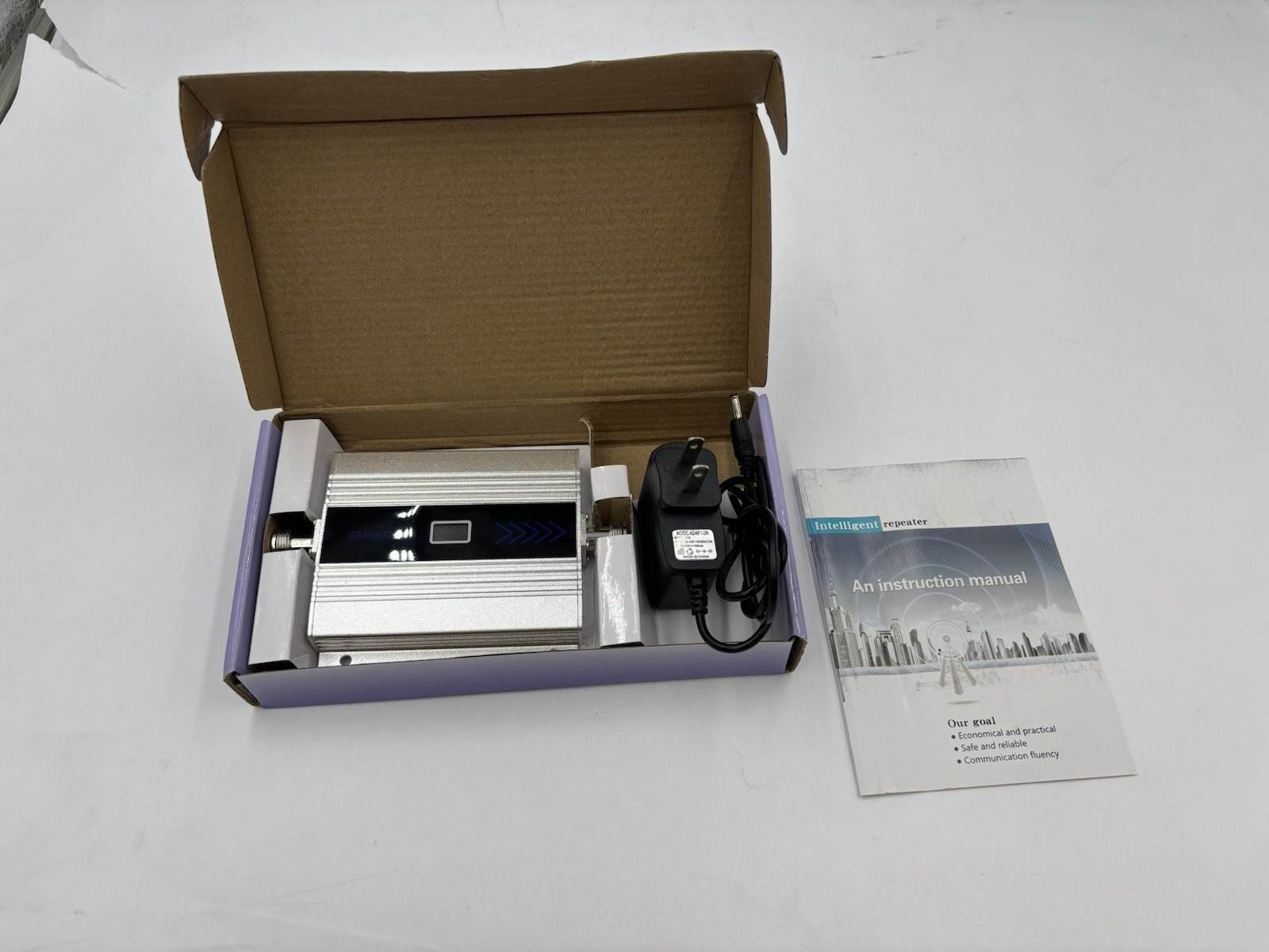 New Open Box Intelligent Repeater GSM900MHz NO ANTENNA Box & Cable Only