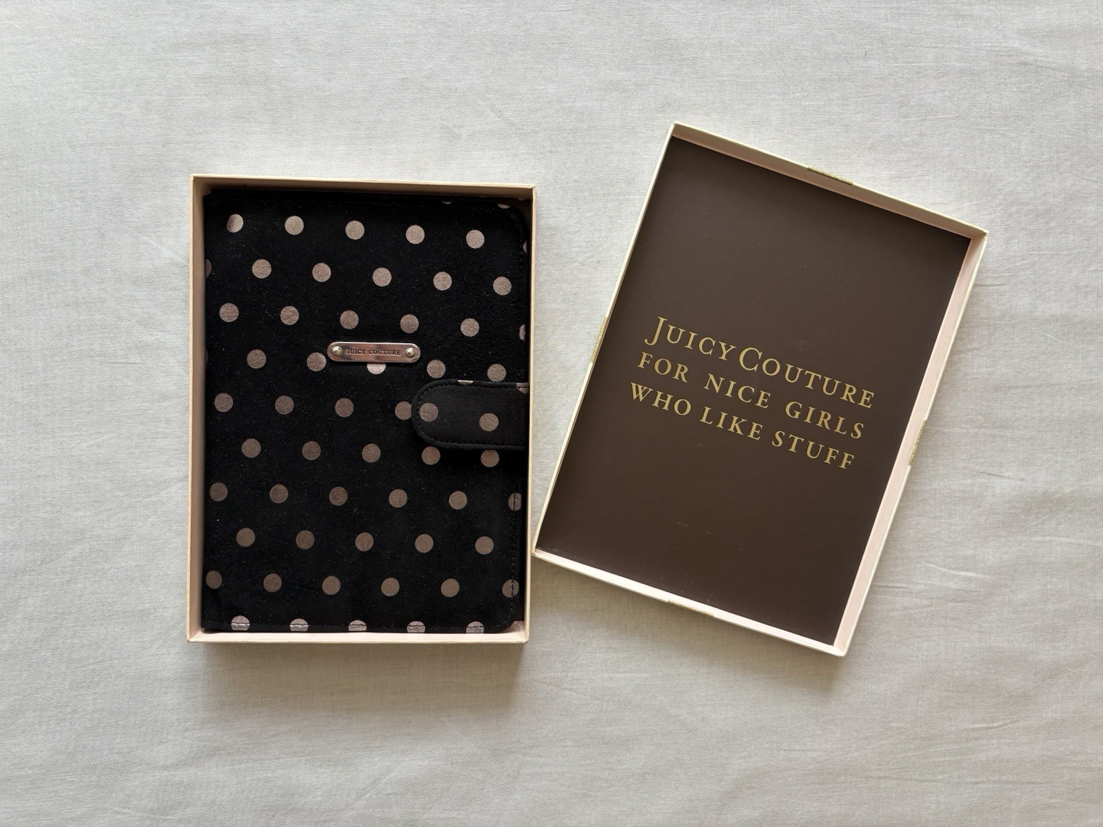 Juicy Couture Polka Dot Leather Tablet Case Kindle eReader iPad Suede Silver