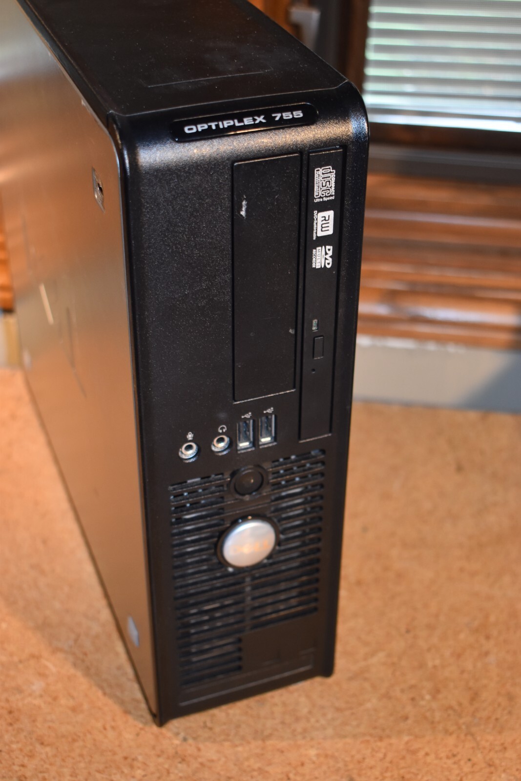 Dell Optiplex 755 Desktop Core 2 Duo E8200 4GB 500GB HDD Windows XP Pro 32-bit