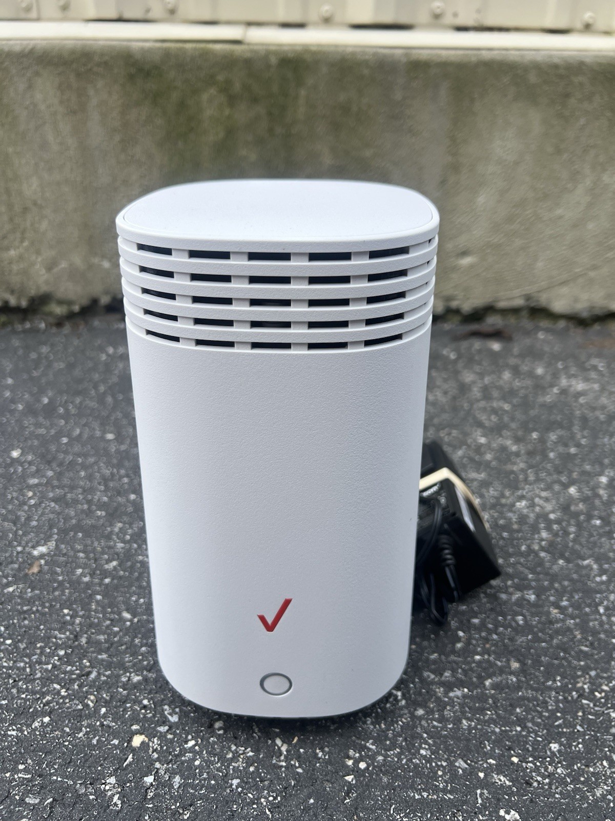 Verizon - Fios E3200 WiFi 6 - Extender - w/ power adapter