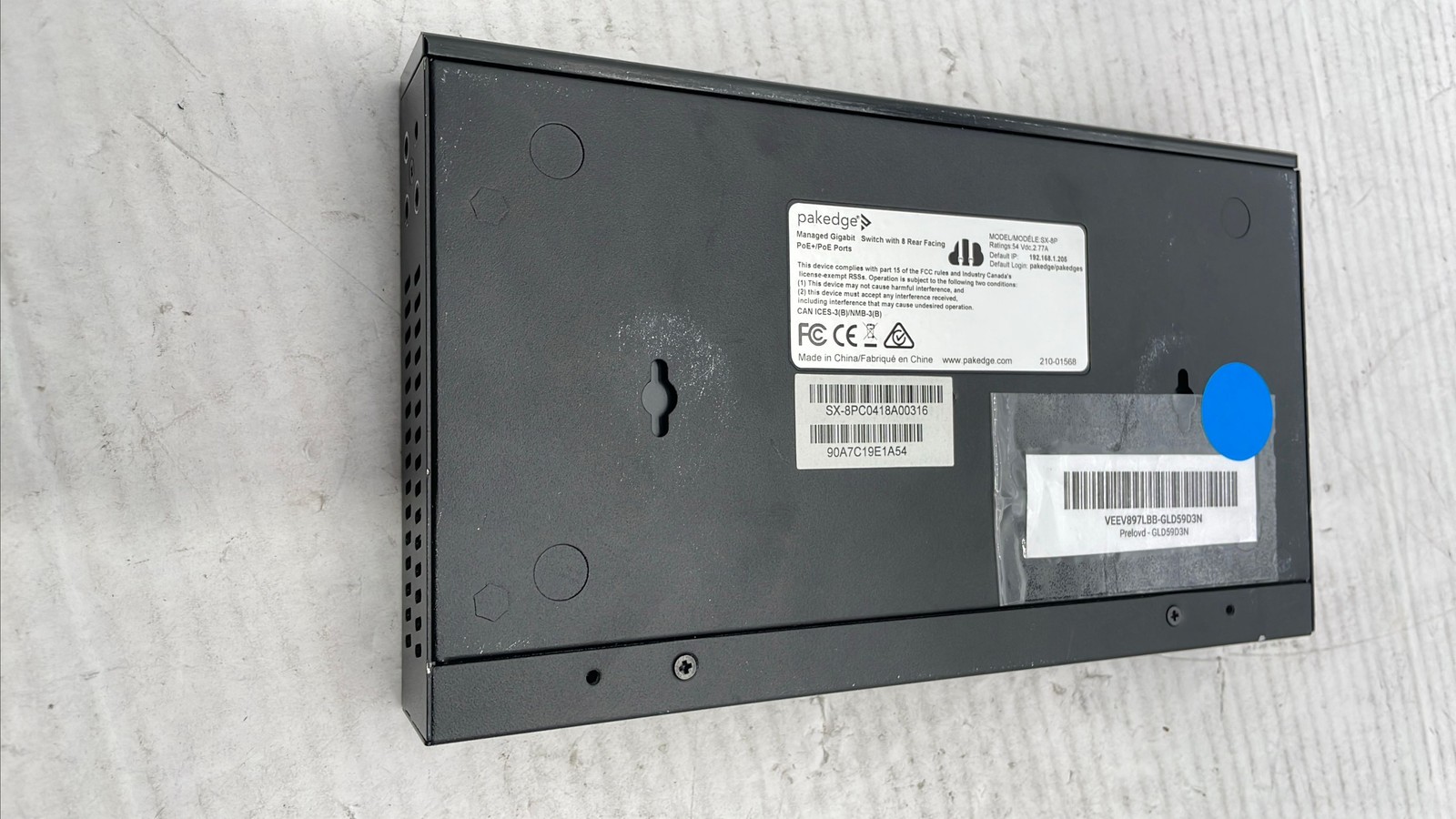 Pakedge SX-8P 8-Port Gigabit PoE Managed Network Switch Desktop Rackmount