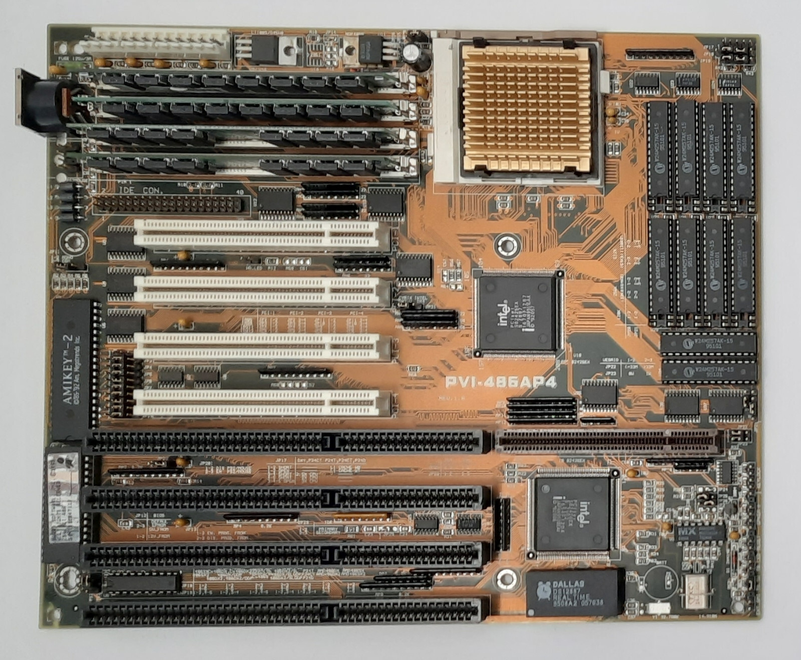 ASUS PVI-486AP4 VIP VLB ISA PCI 486 Retro Motherboard + Cyrix 486DX2 66MHz + 16MB