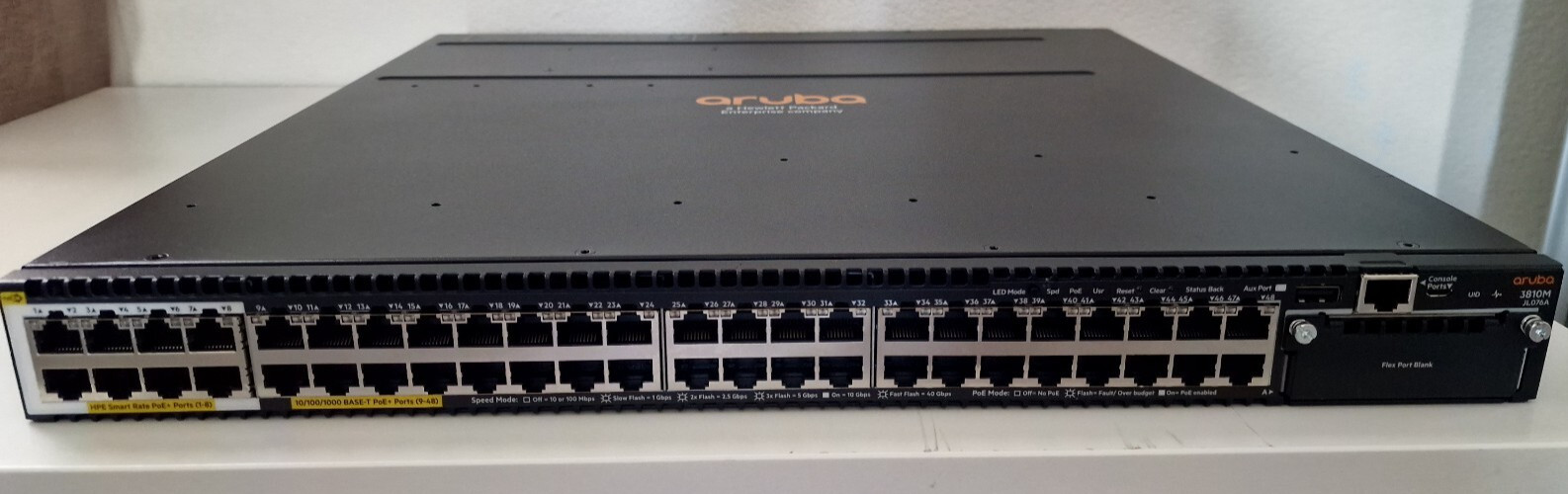 Aruba 3810M 40G 8 HPE Smart Rate PoE+ JL076A inc 1x 1050W PSU
