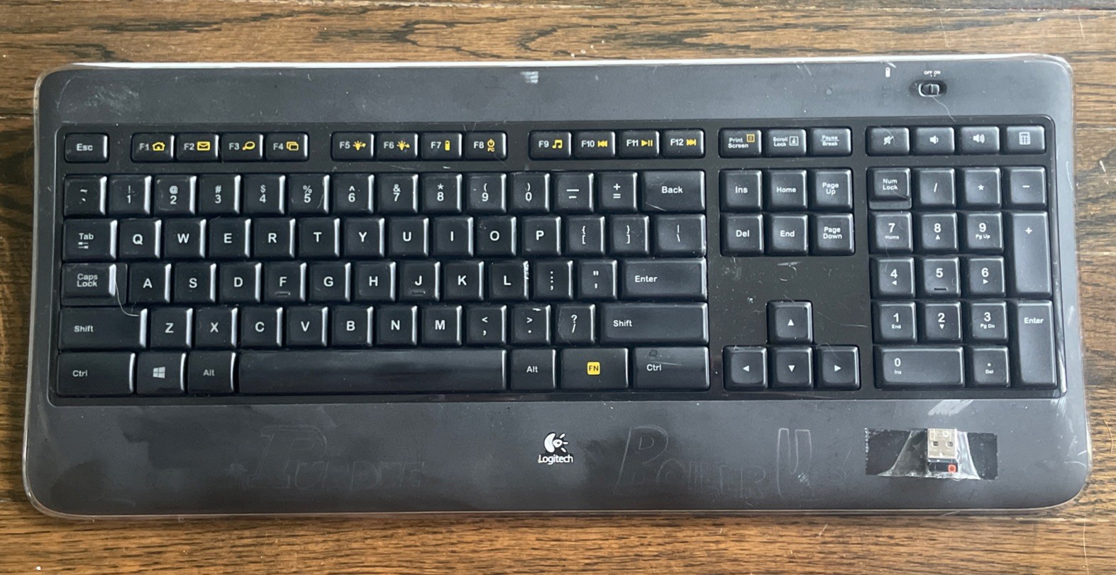 Logitech K800 Wireless Illuminated Keyboard With Dongle "No cable" - Untested