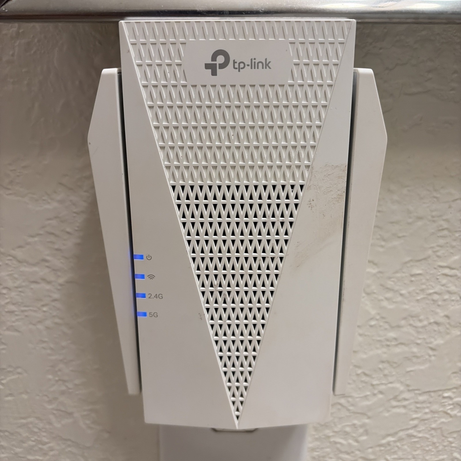 TP-LINK RE715X AX3000 Wi-Fi 6 Dual-Band Range Extender, White, Ethernet, works.