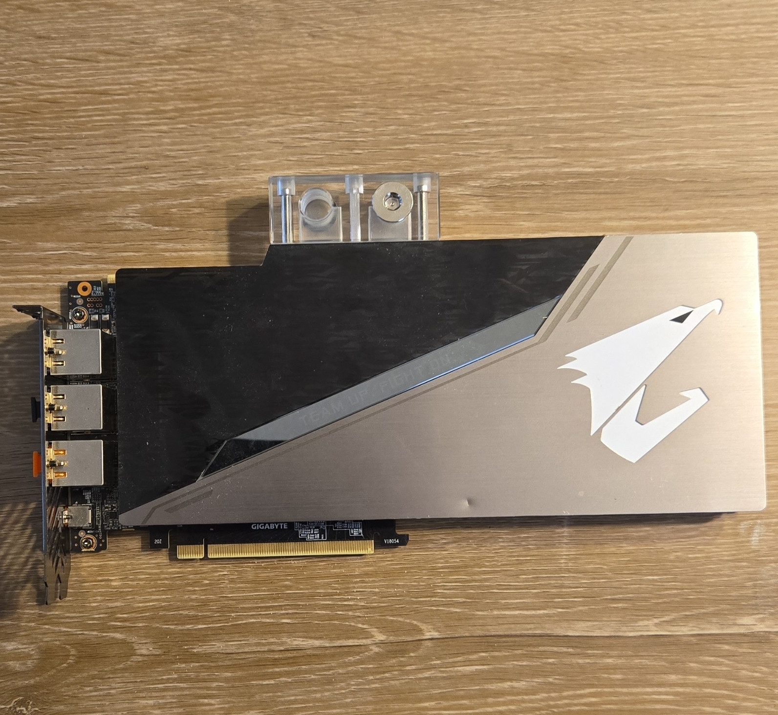 GIGABYTE AORUS GeForce RTX 2080 Super Waterforce WB 8G Graphics Card