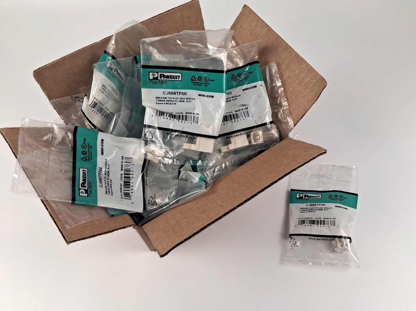HUGE LOT - PANDUIT CJ688TPIW MINI-COM CAT6 TX6-PLUS 8-WIRE TP-STYLE 89 PCS