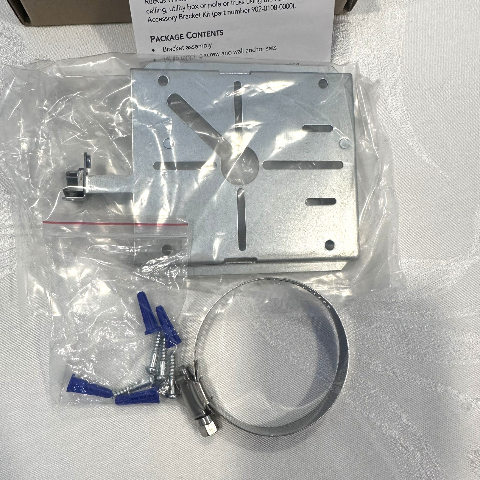 Ruckus Bracket Flex/Zoneflex 7352/7372 Mounting- 902-0108-0000 **New In Box**