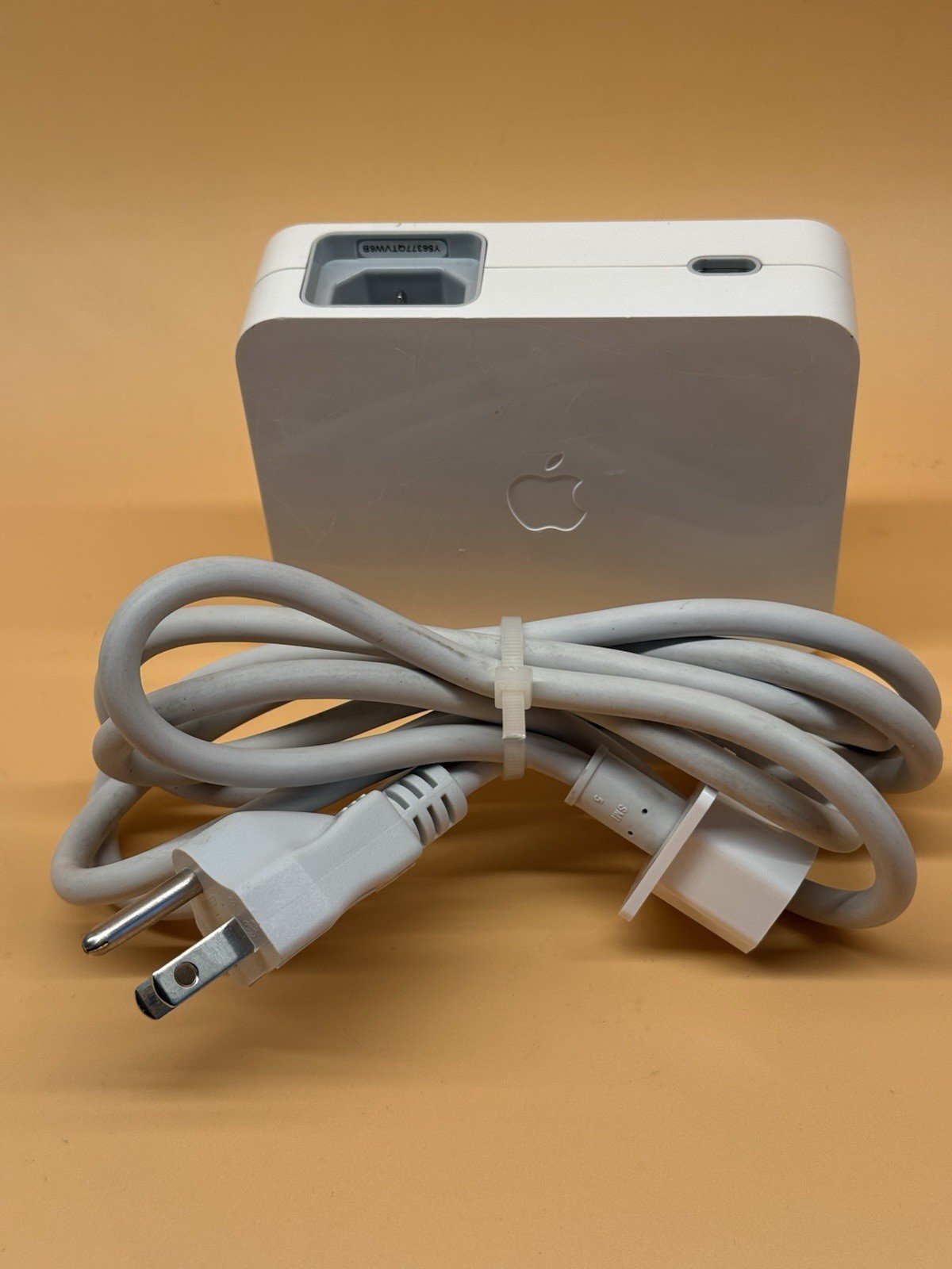 Original APPLE A1097 23" HD Cinema Display 90W Power Adapter Power Supply