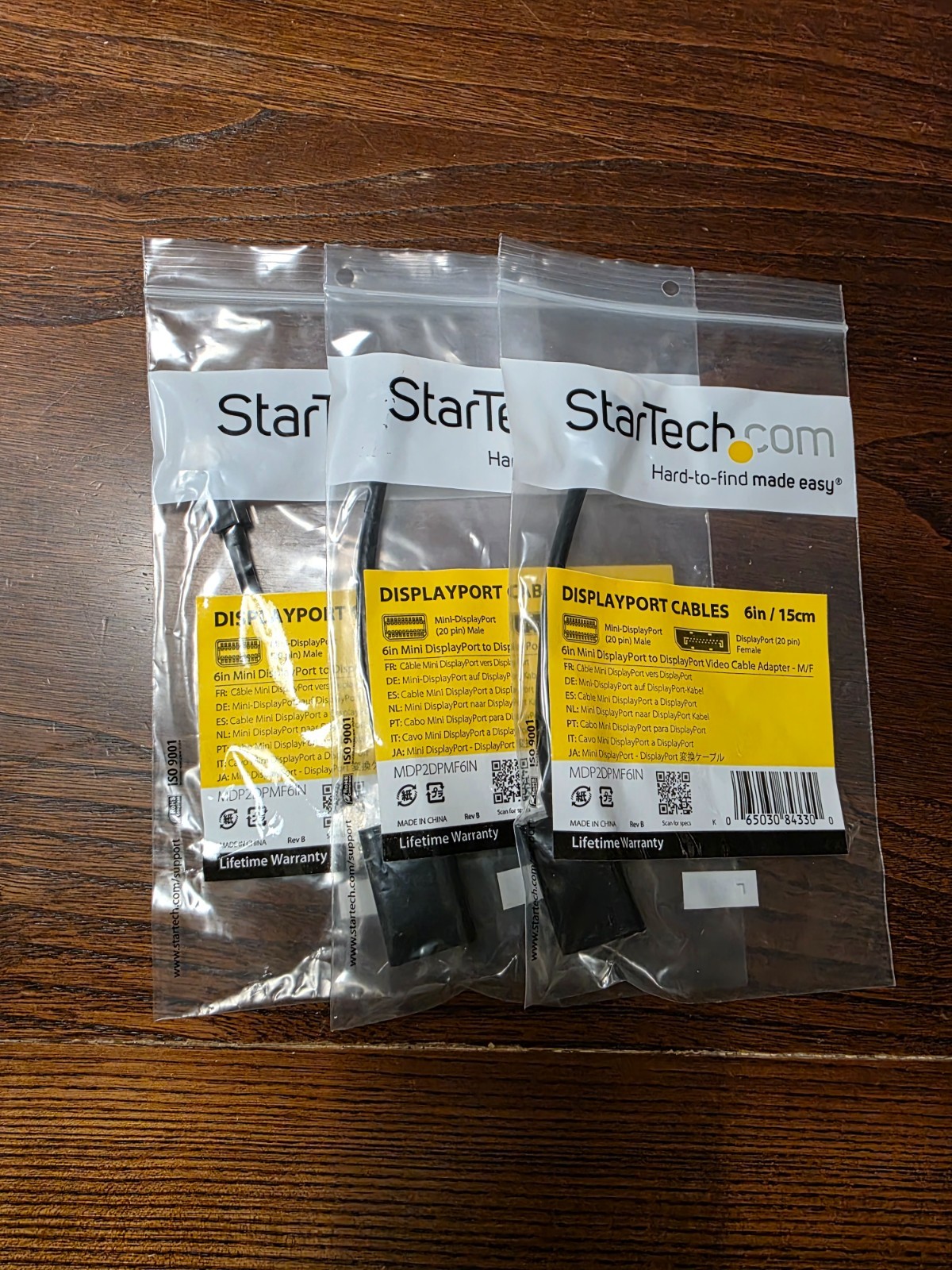 StarTech Mini DisplayPort to DisplayPort video cable adapter MDP2DPMF6IN