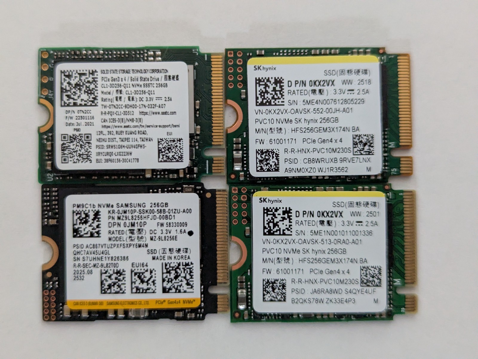 Samsung, SK Hynix, SSSTC M.2 2230 NVMe SSD- 256GB - Open Box - Lot of 4