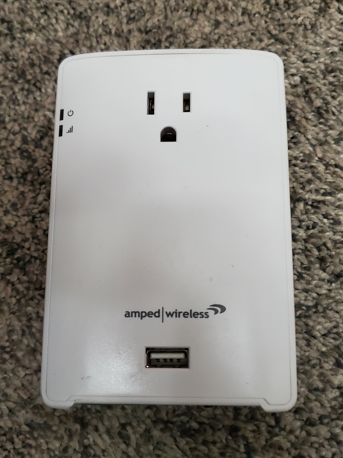 Amped Wireless High Power AC1200 Plug In Wi-Fi Range Extender Model REC22P