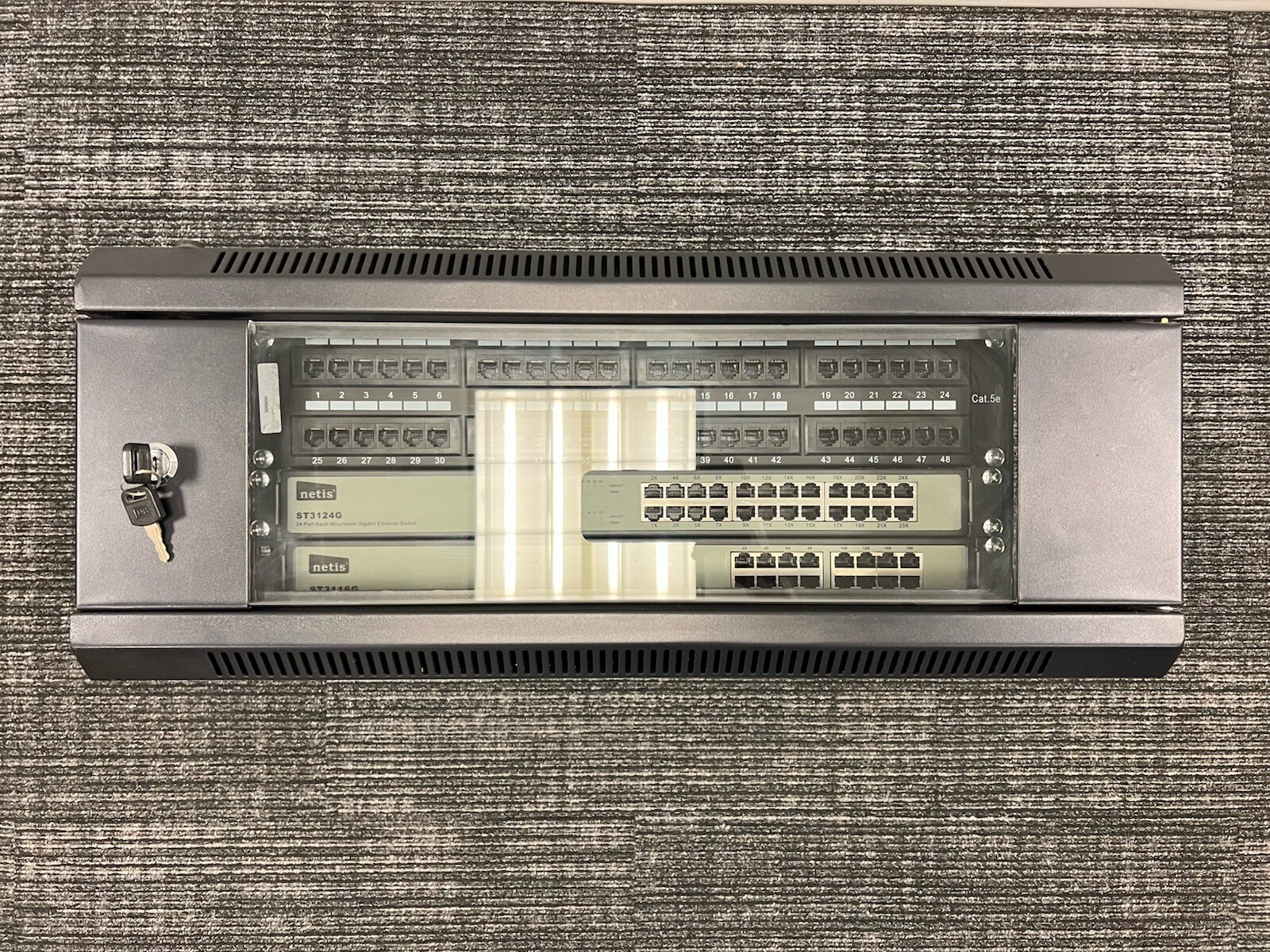 USED - Server Rackmount W/Patch panel + 2 Ethernet switches