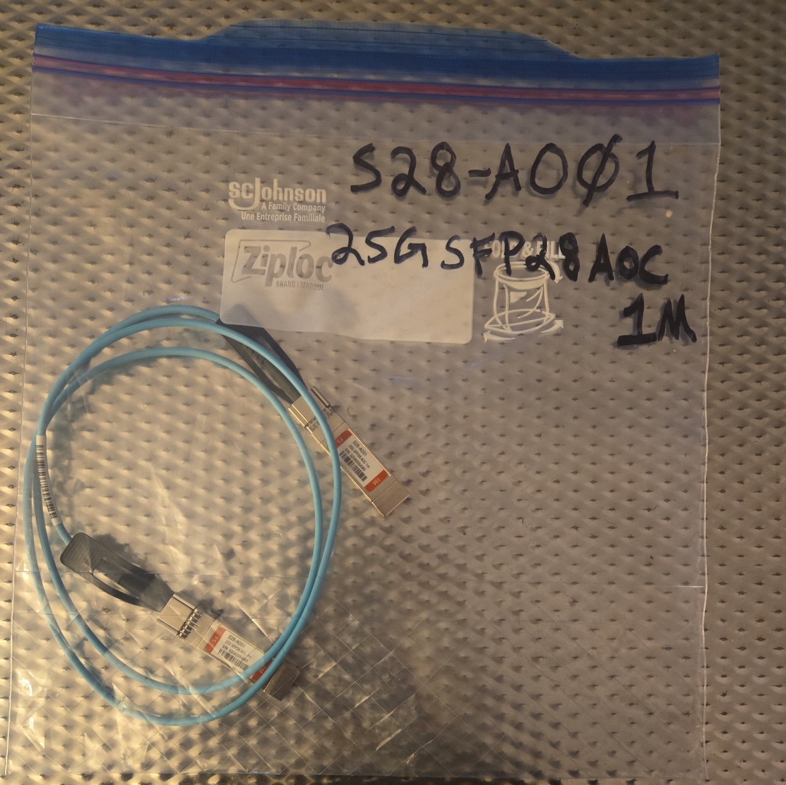 Cisco SFP-25G-AOC1M 25GBASE-AOC SFP28 Active Optical Cable 1-meter
