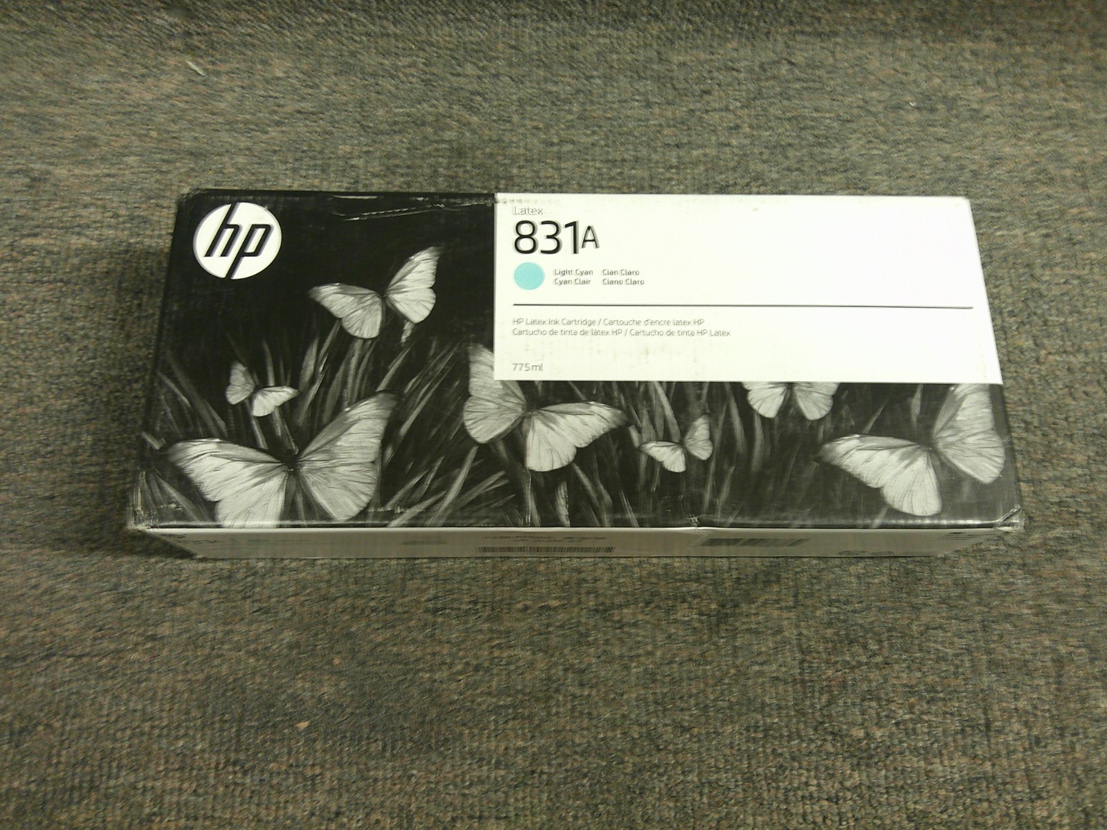 CZ686A 831A NEW Genuine HP Latex Light Cyan Ink 775ml 310 315 330 06/2027