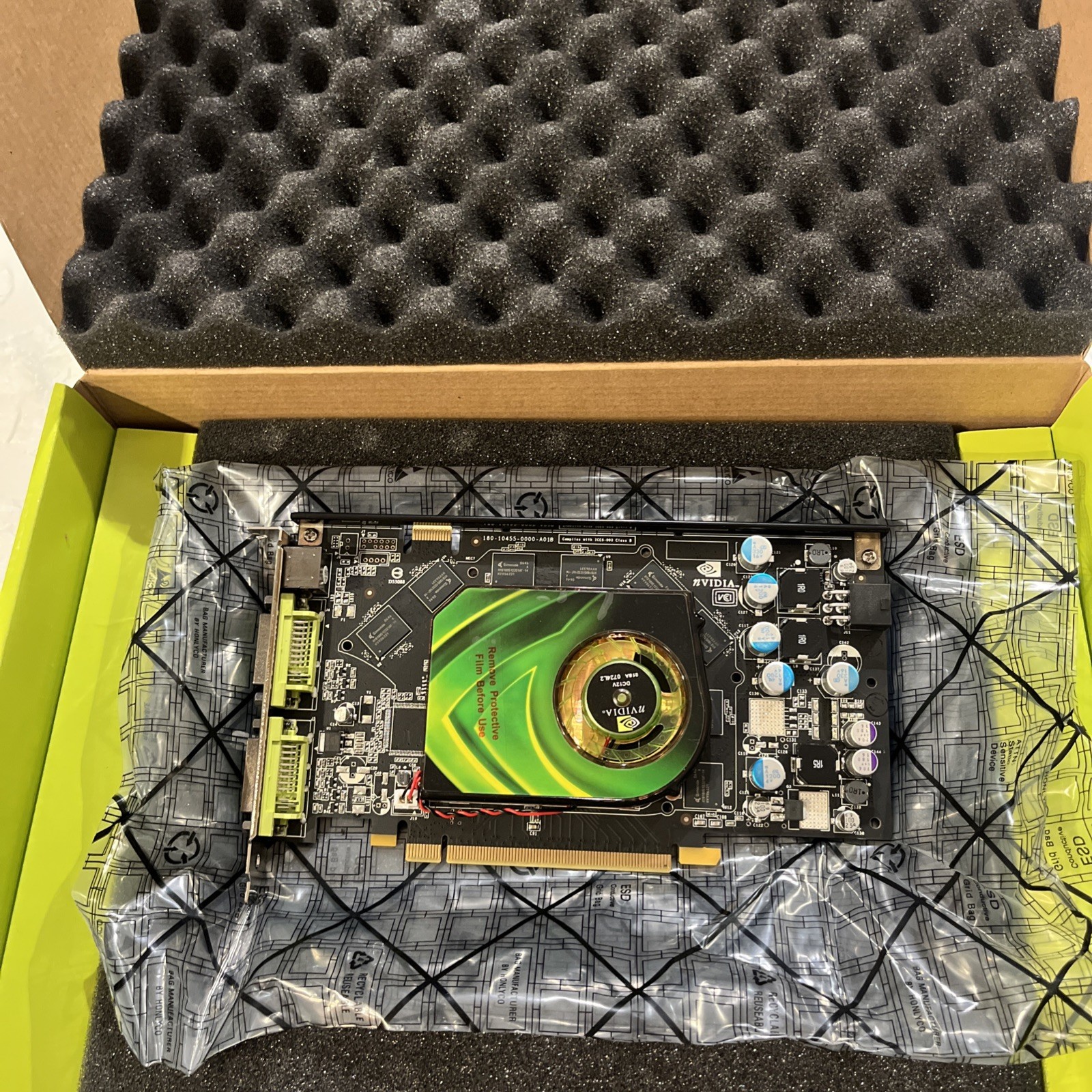 NEW XFX 7950GT 512MB DDR3 nVidia PCI-E Dual DVI Video Card