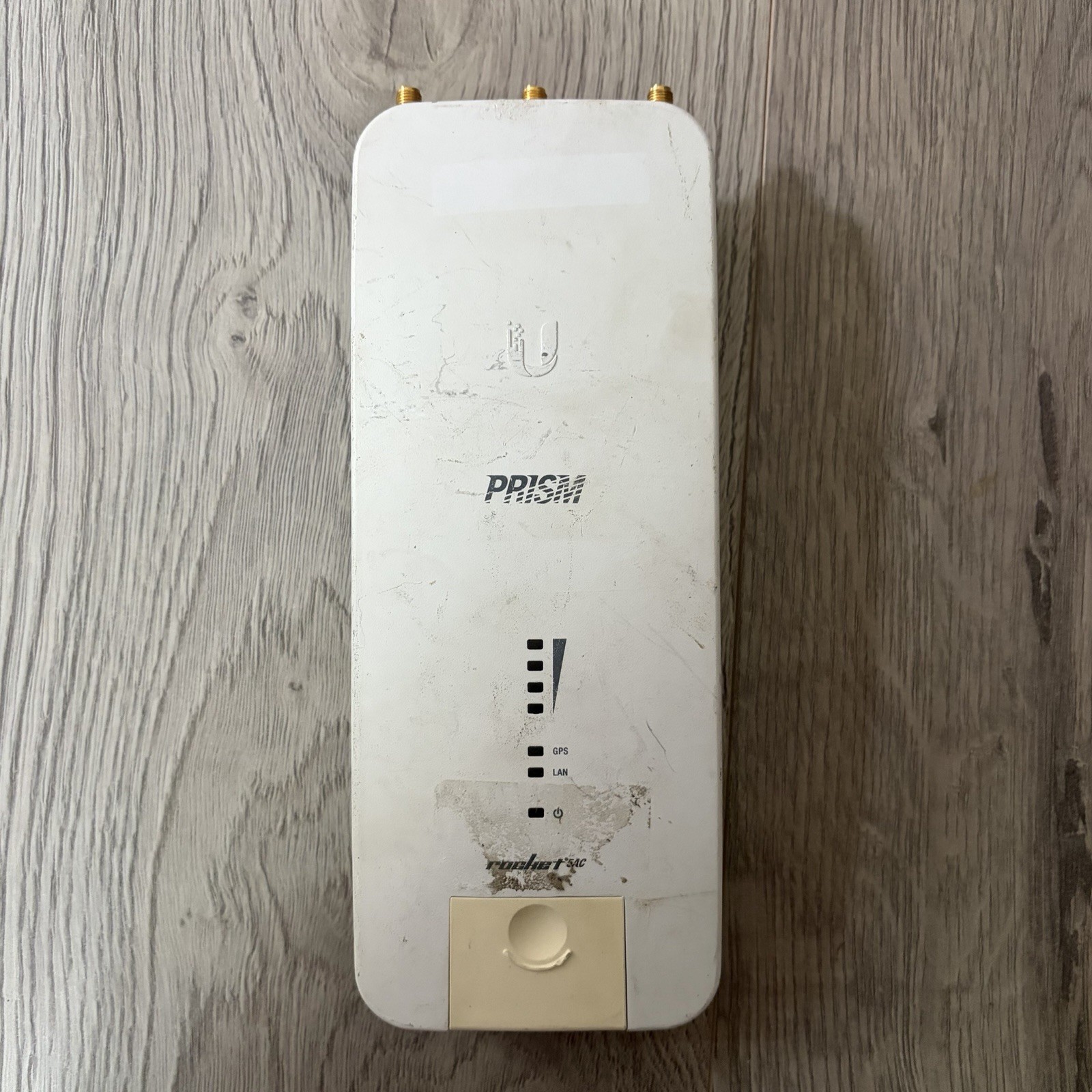 Ubiquiti airMAX Rocket Prism 5AC (R5AC-PRISM) 5GHz Wireless Outdoor Radio
