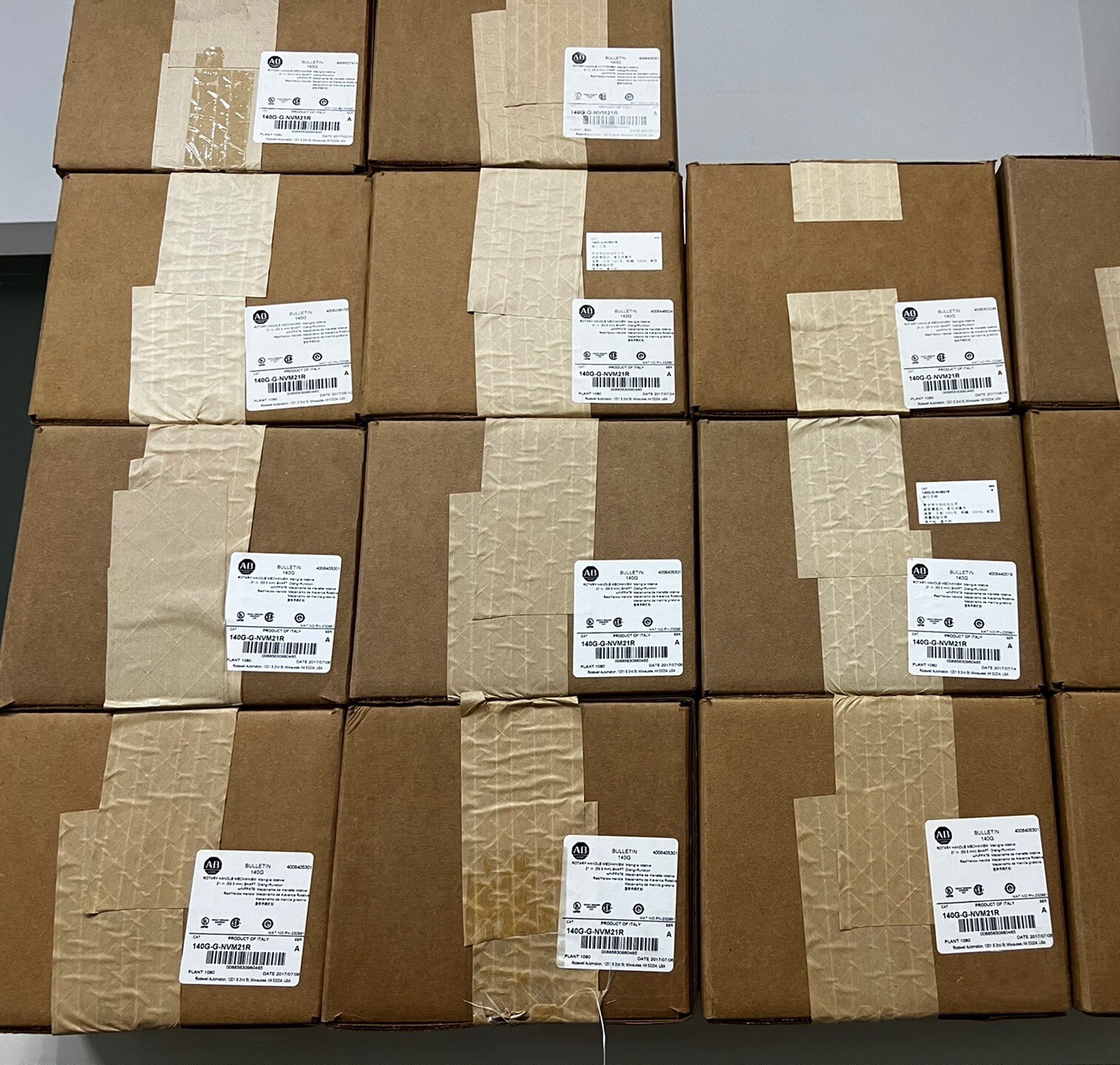 1pcs New Original Handle Attachment 140G-G-NVM21R in box Via DHL or FedEX