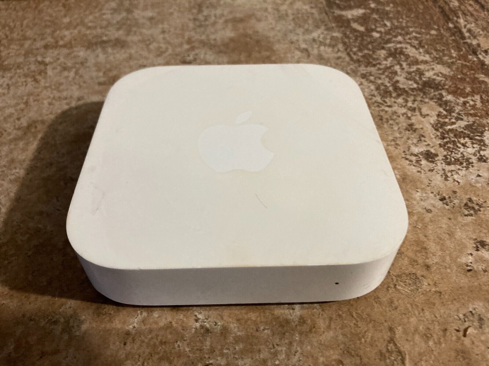 Apple AirPort Express Base Station [2nd Generation] Router White A1392 no Cord