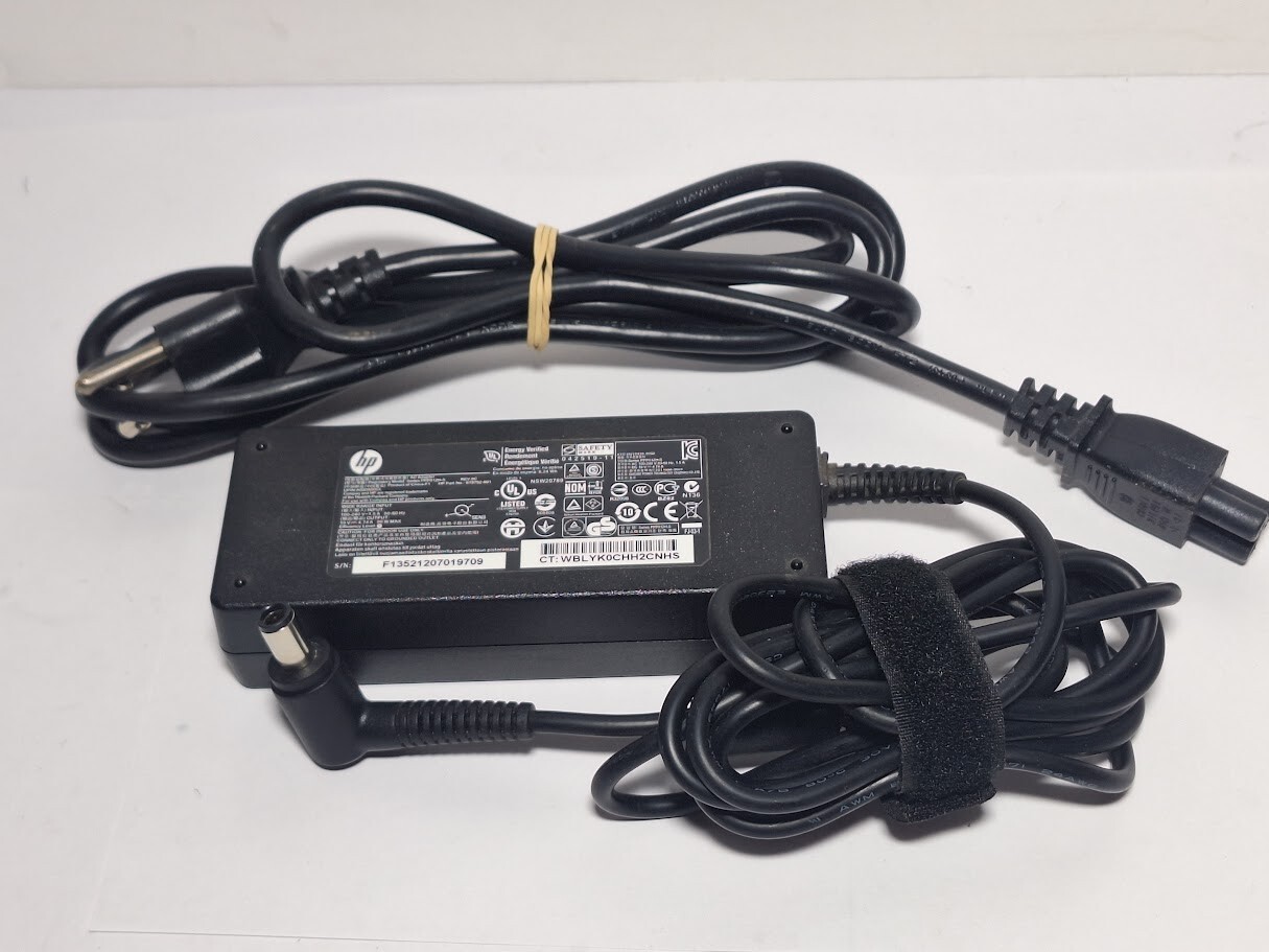 Genuine HP 90W AC DC Adapter 19V 4.74A Model PPP012H-S P/N 619752-001 Charger
