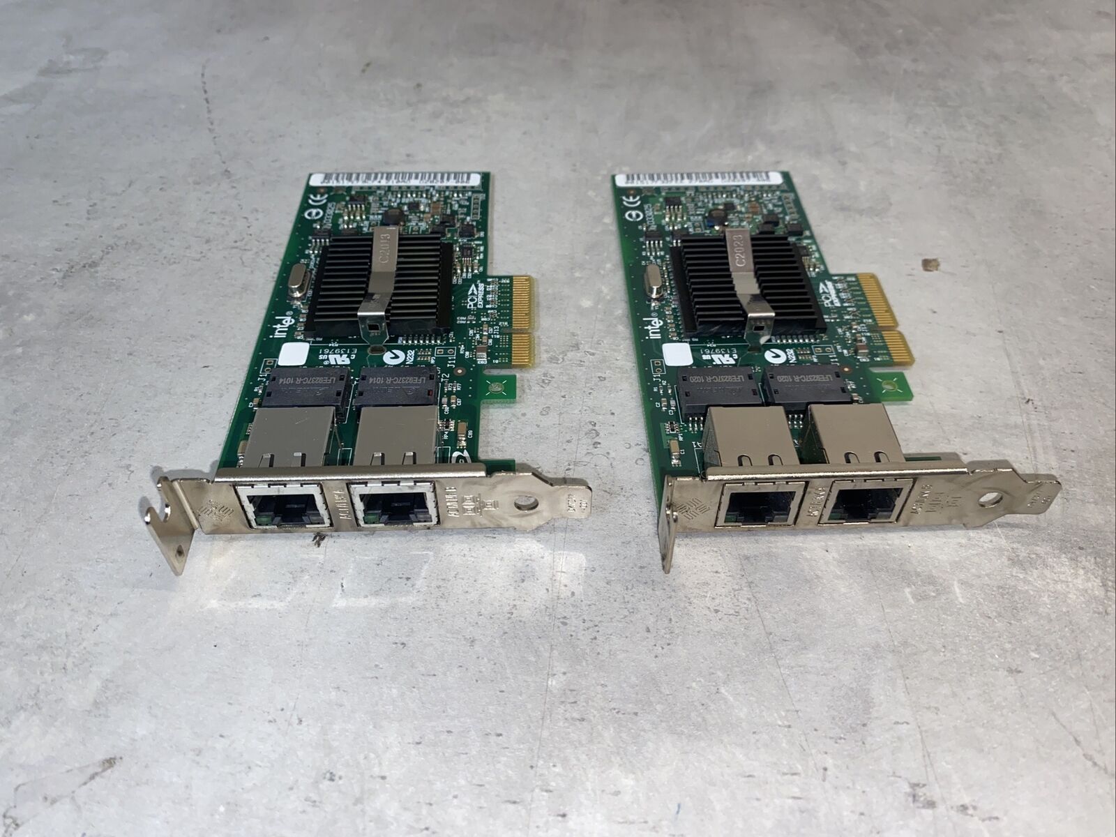 Lot of 2 - SUN Intel PRO/1000PT Dual Port PCI-E Network Adapter (D28207-006)