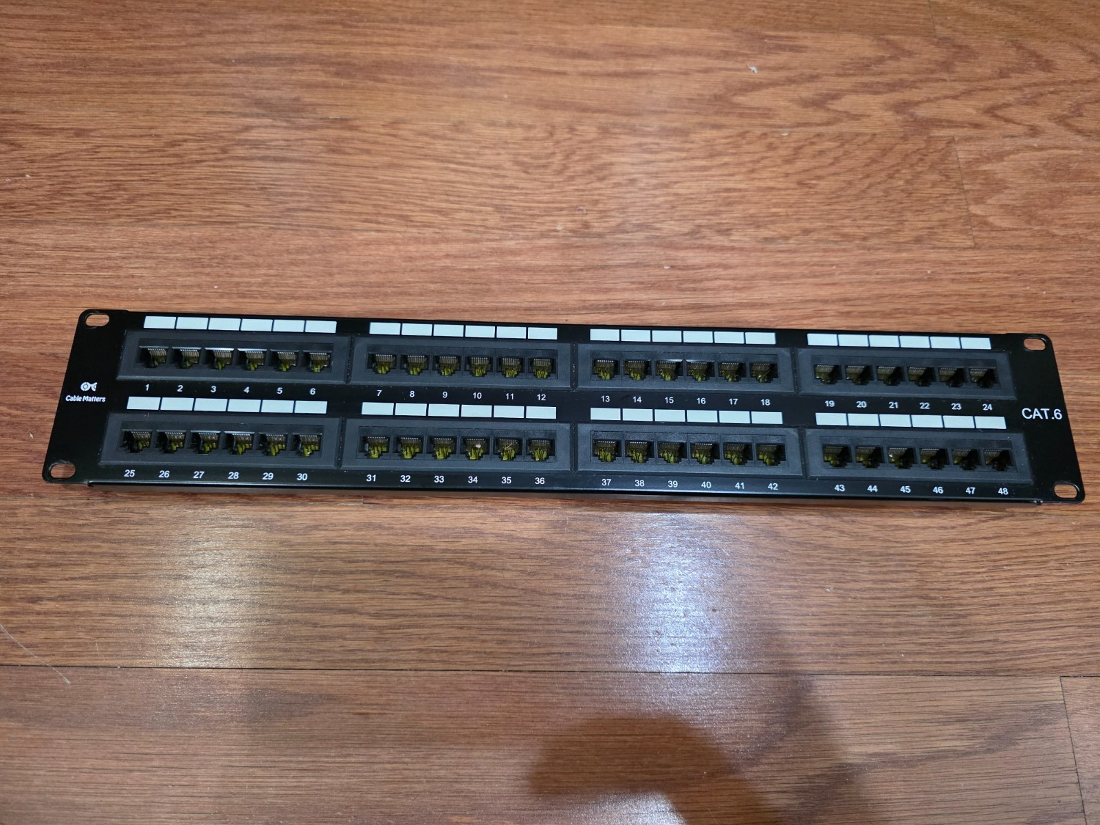 Cable Matters 48-Port Cat6 2U Patch Panel RJ45 110-Type (Open item / Unused)