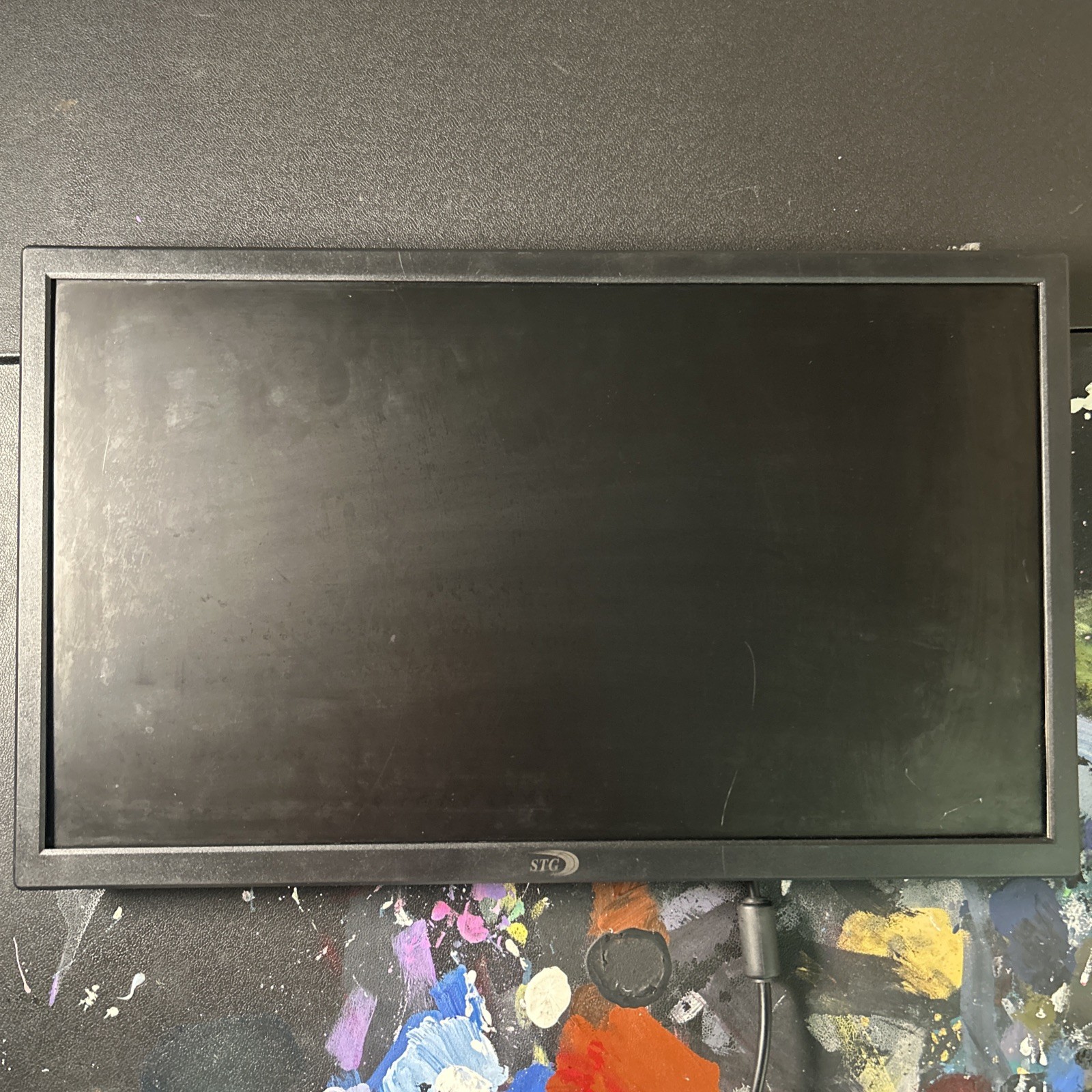 STG LCD2202 22 inch LED Monitor HDMI VGA Tested Working Black No Stand *Read*