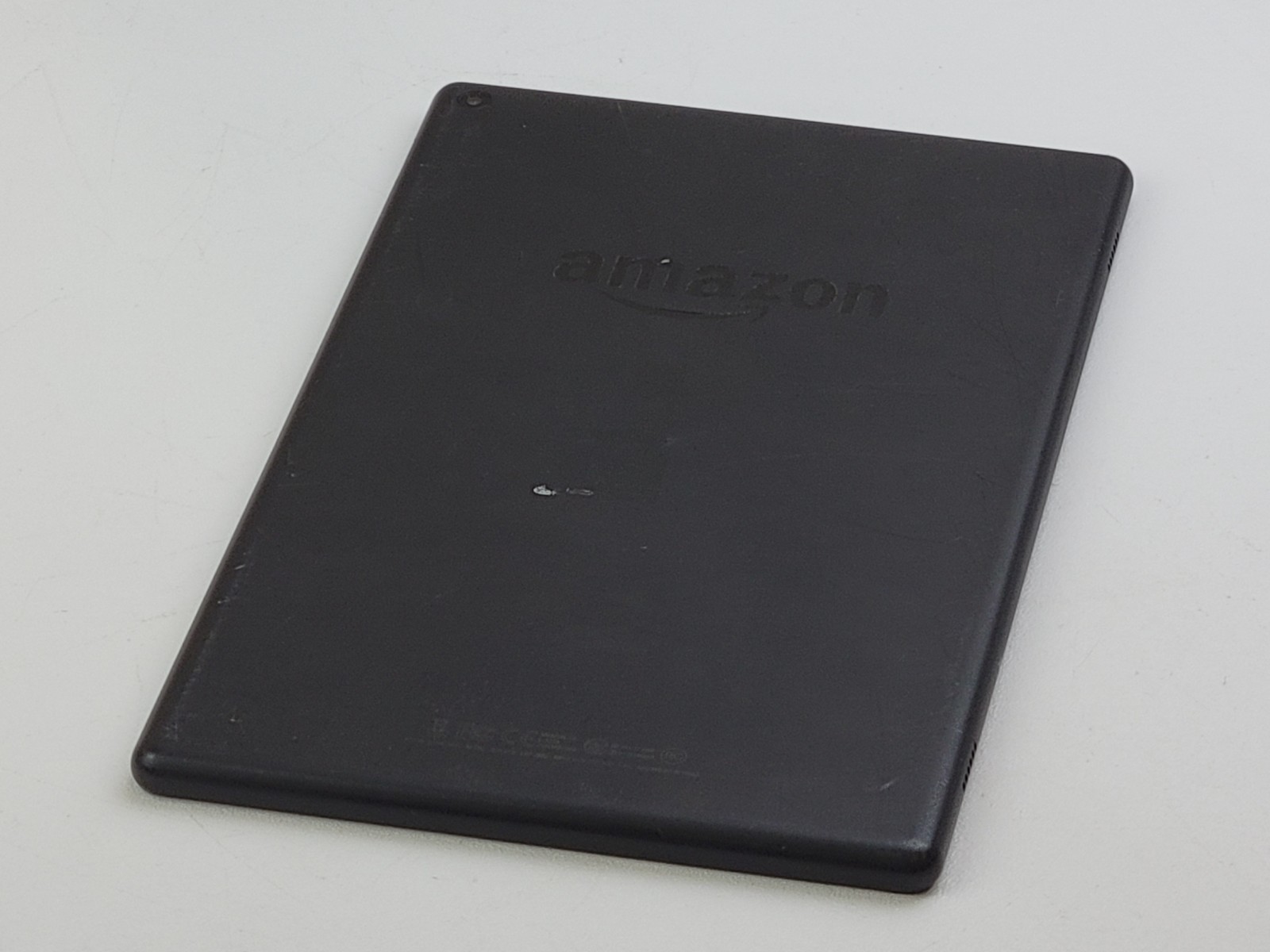 (B-GRADE) Amazon Kindle Fire HD 10 (7th Gen.)(SL056ZE) 32GB (Wi-Fi) 10.1" Tablet