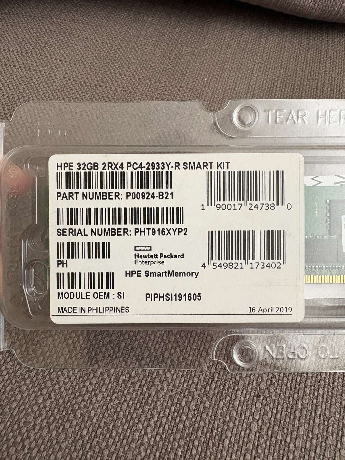 Brand New Sealed HPE 32GB(1X32GB) 2Rx4 PC4-2933Y-R DDR4 Server Memory P00924-B21