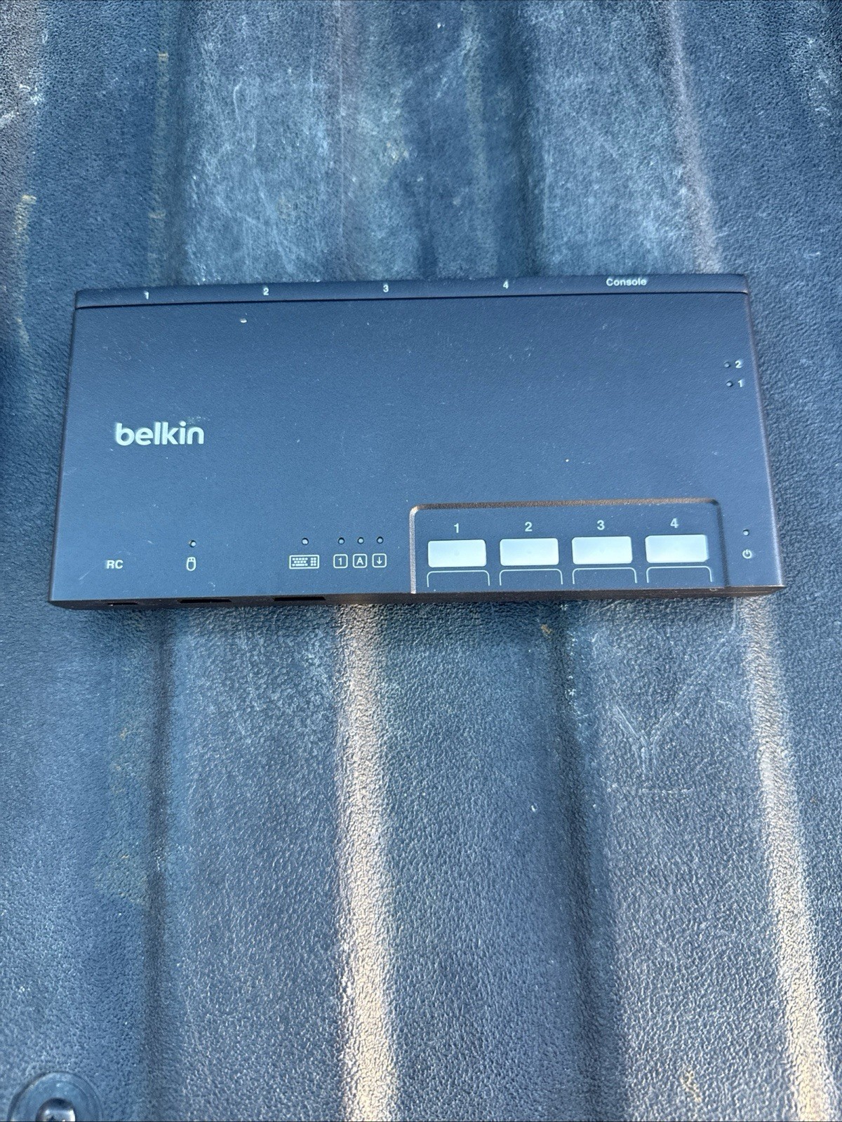 BELKIN F1DN204MOD-BA-4 4-PORT DUAL-HEAD MODULAR SECURE KVM SWITCH