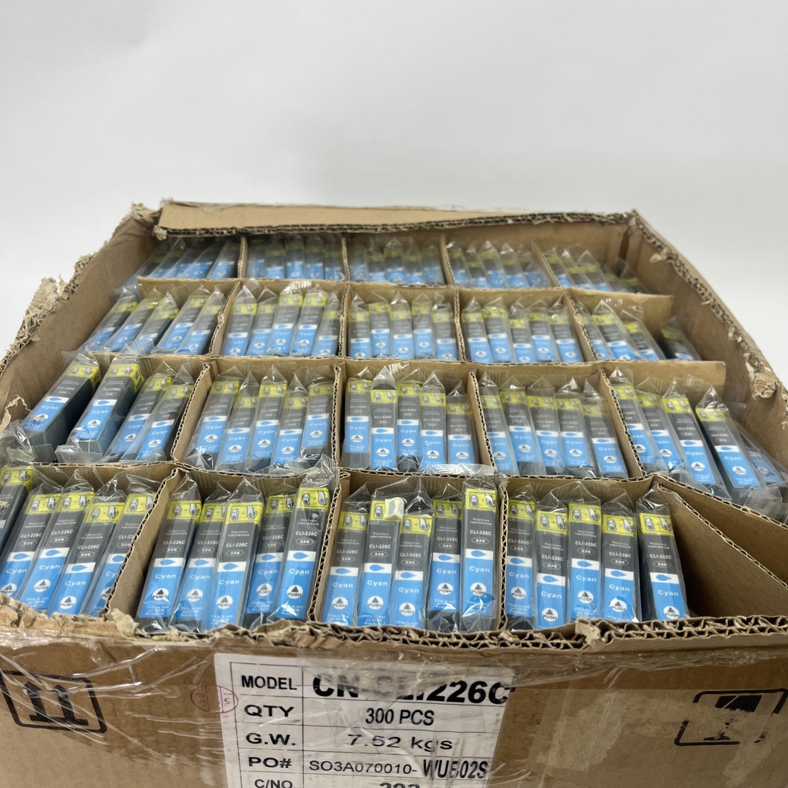 Lot Of 98 Replacement CLI-226C Ink Cartridge Cyan *NEW/SEALED*
