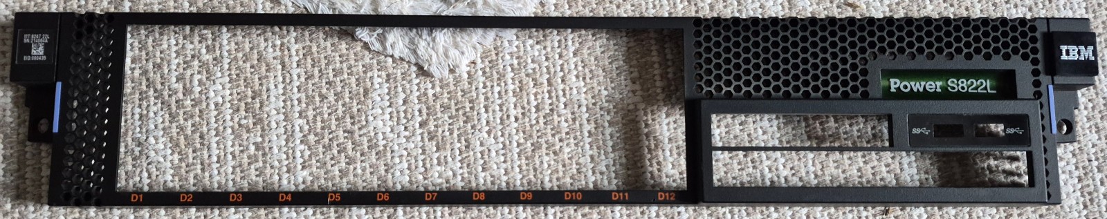 IBM 00FV488 00FV431 Power S822L 12-Bay SAS Front Bezel Cover POWER8