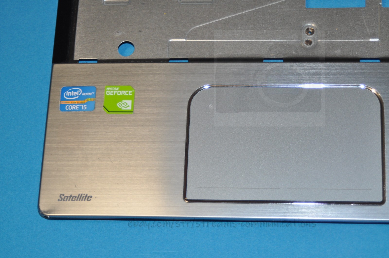 TOSHIBA Satellite S55-A S55-A5274 Laptop Palmrest w/ Touchpad