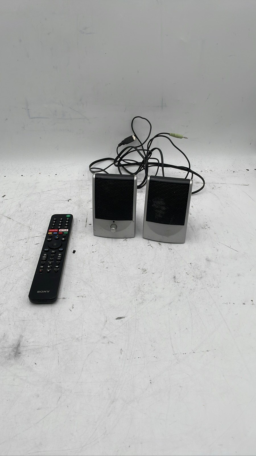 Diamond Audio EMC2.0-USB Powered Computer Speaker with Sony RMF-TX500U Remote