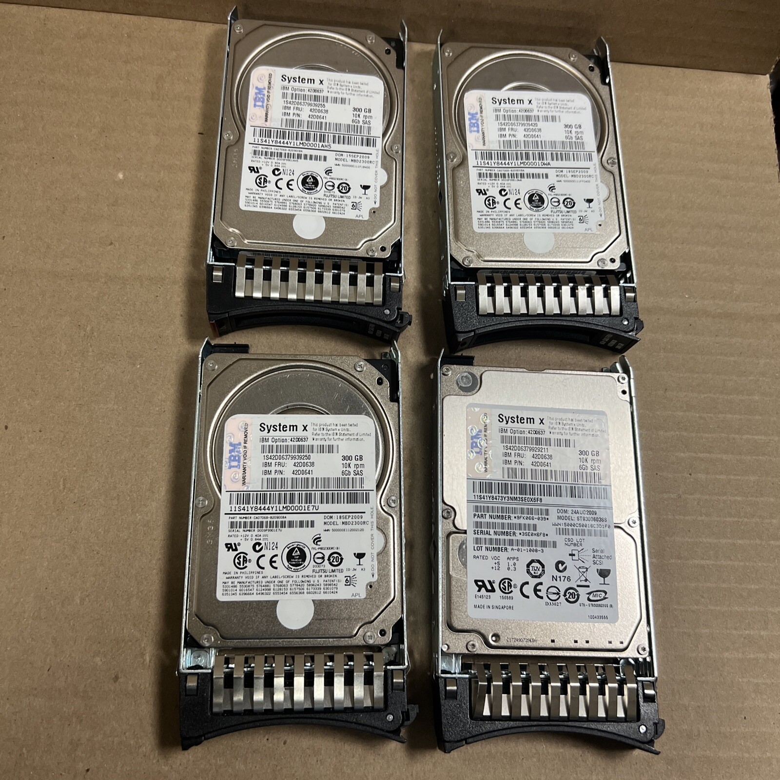 4x IBM System X 42D0638 300GB 10K 6Gb SAS 2.5" With Trays, 1.2TB And Raid Ready
