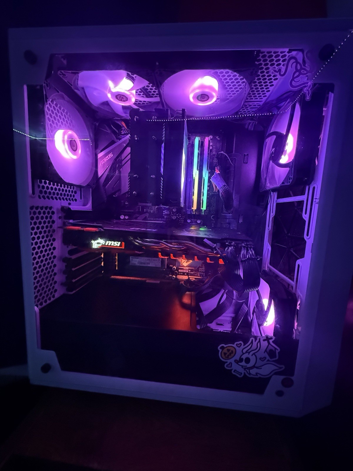 600 FPS+ GAMING PC (Feel free to ask questions)