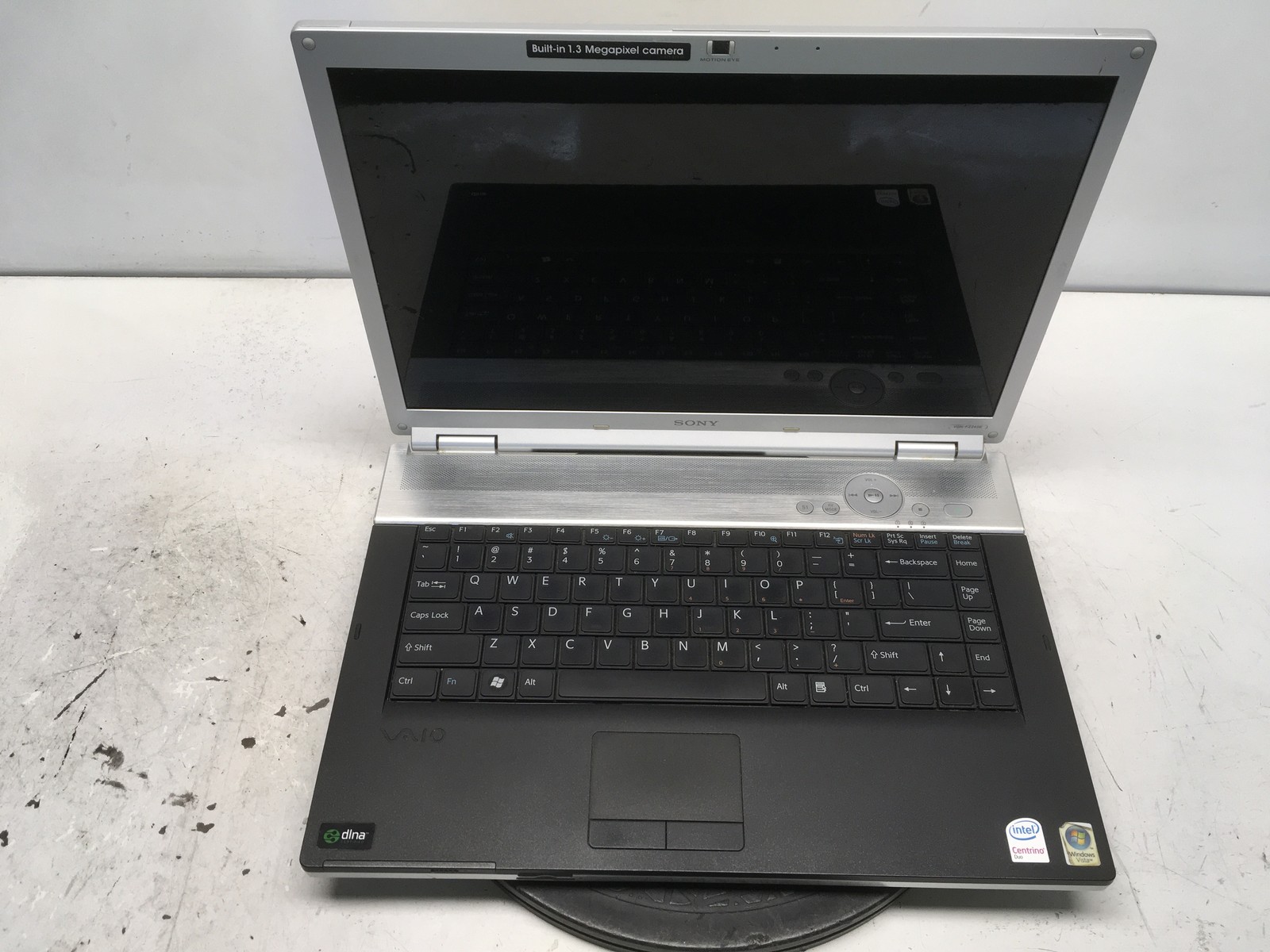 Sony Vaio VGN-FZ240E Intel Core 2 Duo T7250 2GHz 2 GB NO HDD No Batt