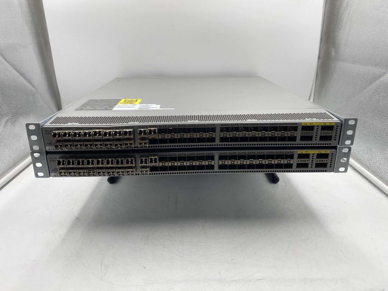 Lot of 2 Cisco N3K-C3064PQ-10GX 48x 10Gbps SFP+ Switch w/ 2x PSU & Ear Racks