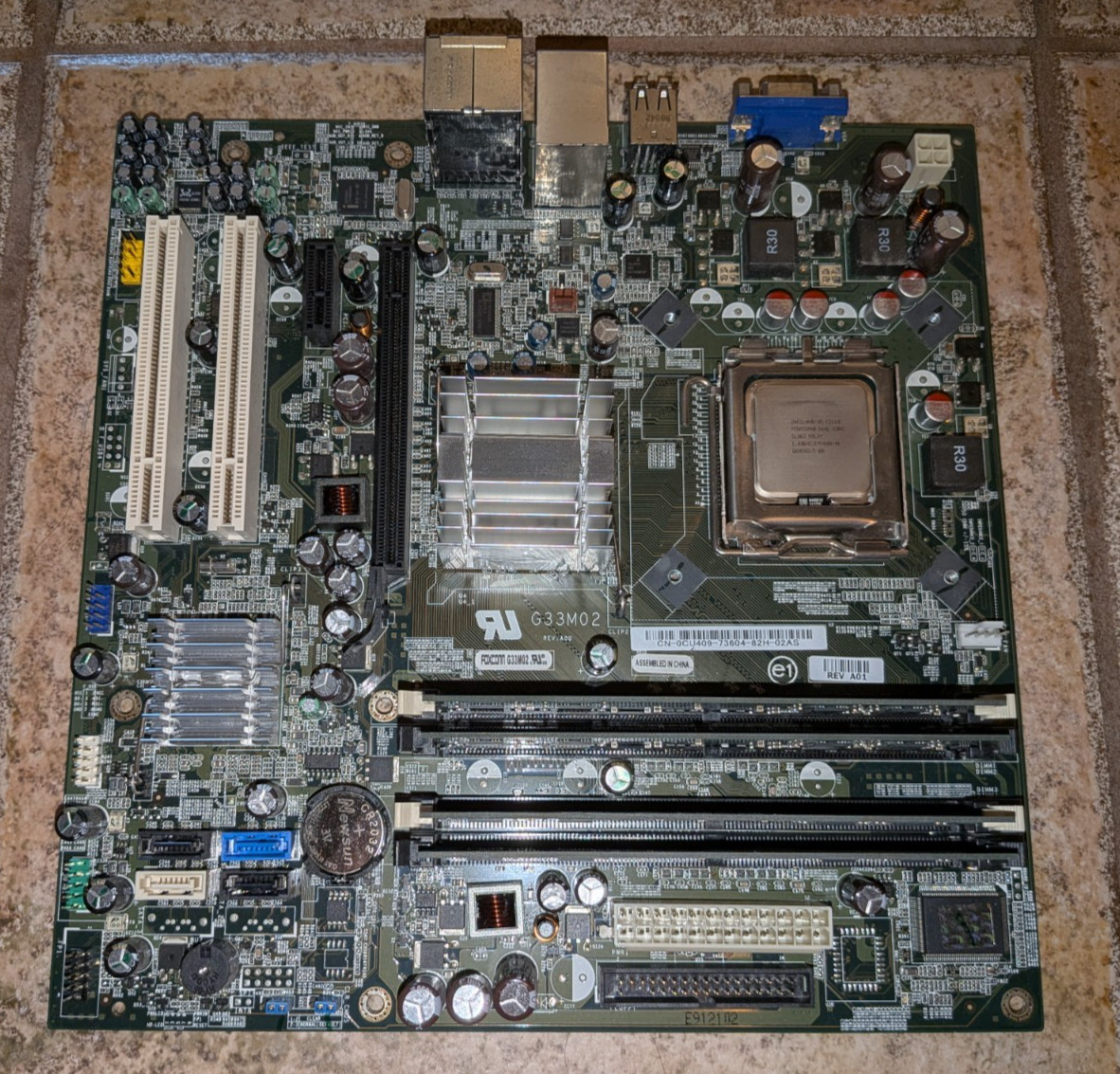 WORKING Dell OEM Foxconn G33M02 RY007 MicroATX Motherboard + E2160 CPU & 2GB RAM