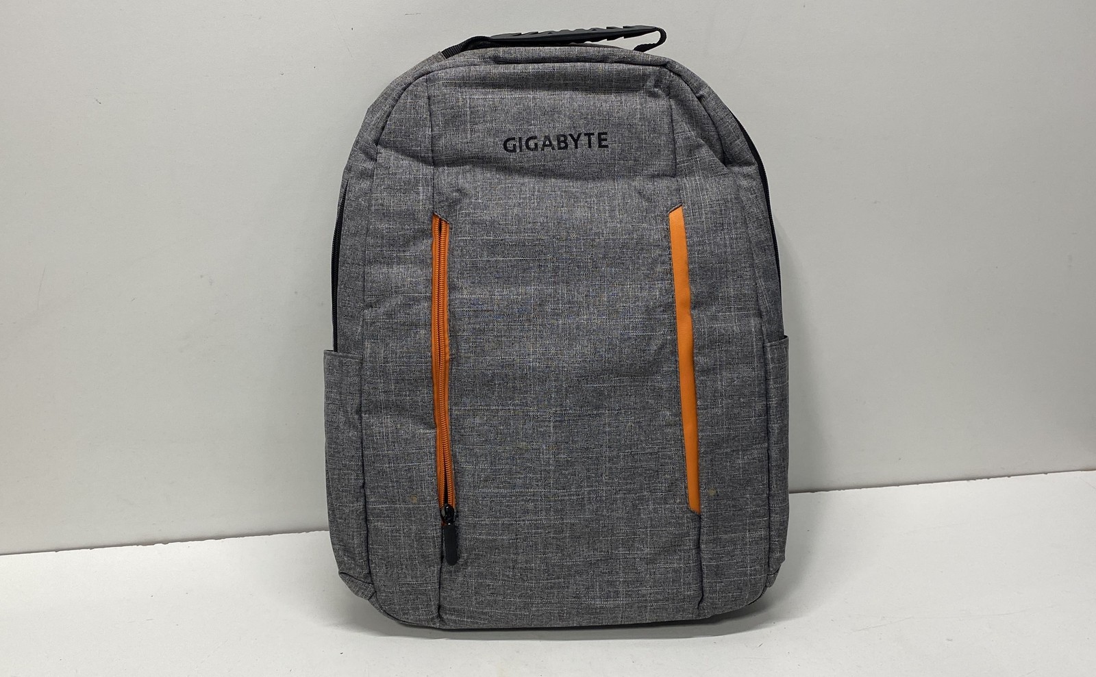 Gigabyte Grey Heathered Orange Laptop Backpack Padded Sleeve 19 inch