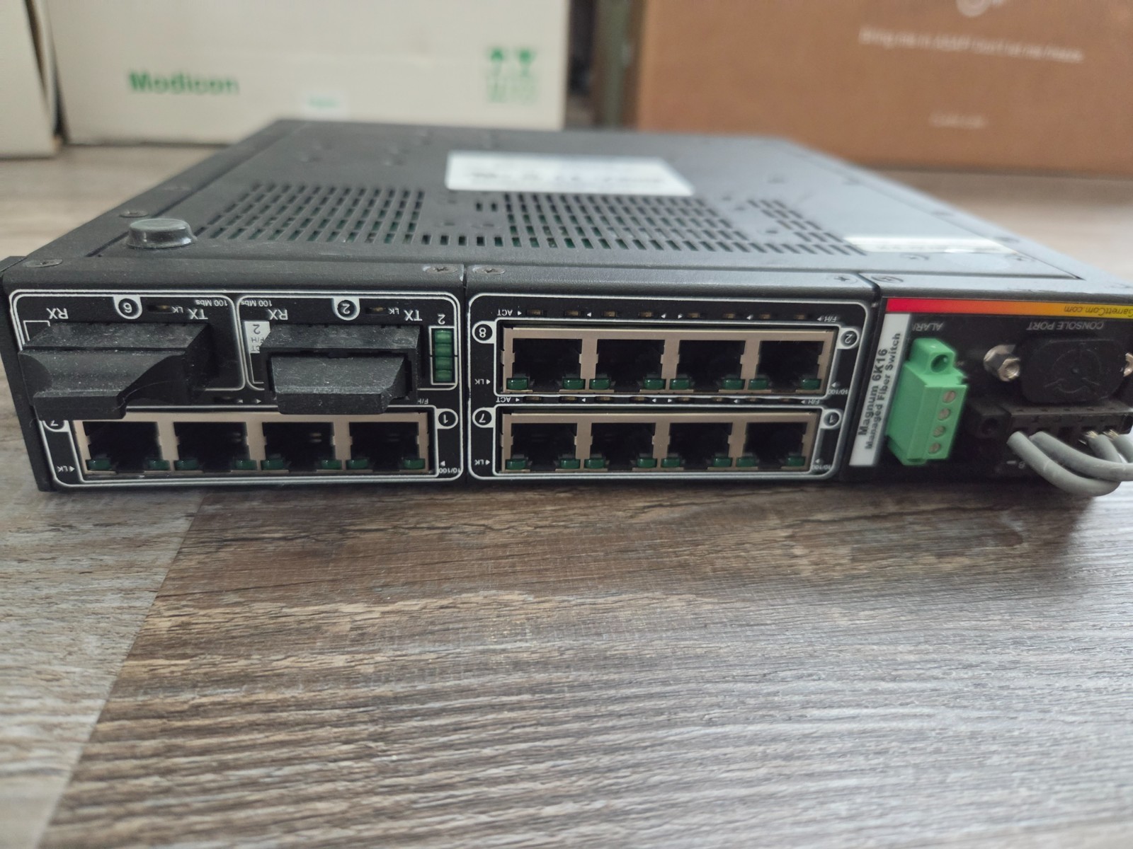 GarrettCom Magnum 6K16V Managed Fiber Switch Used