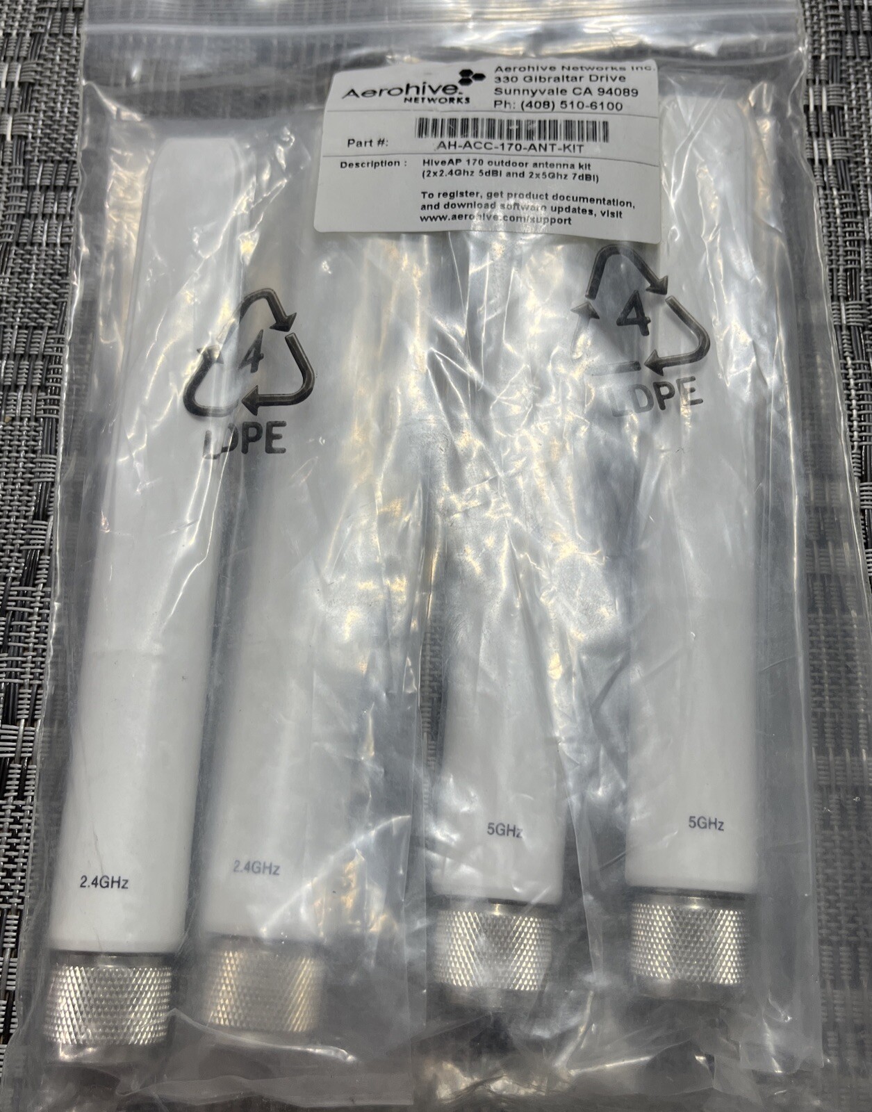 Aerohive Networks Antennas - AH-ACC-170-ANT-KIT -Outdoor Antenna Kit -HiveAP 170