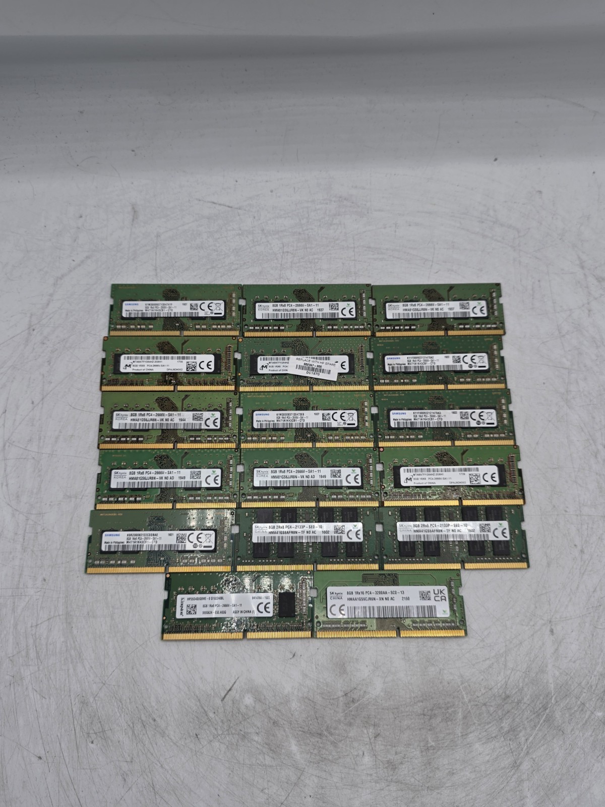 LOT OF 17 8GB DDR4 LAPTOP MEMORY RAM VARIOUS BRANDS/SPEEDS