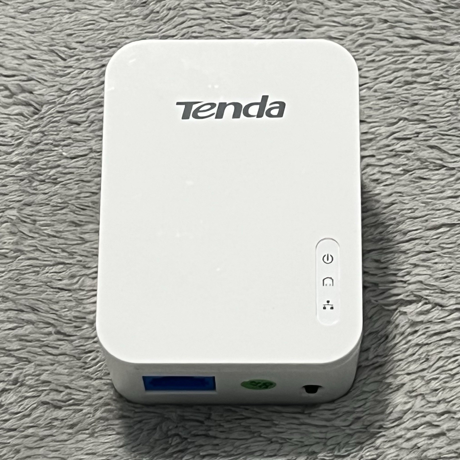 Tenda AV1000 Gigabit Powerline Adapters P3 White