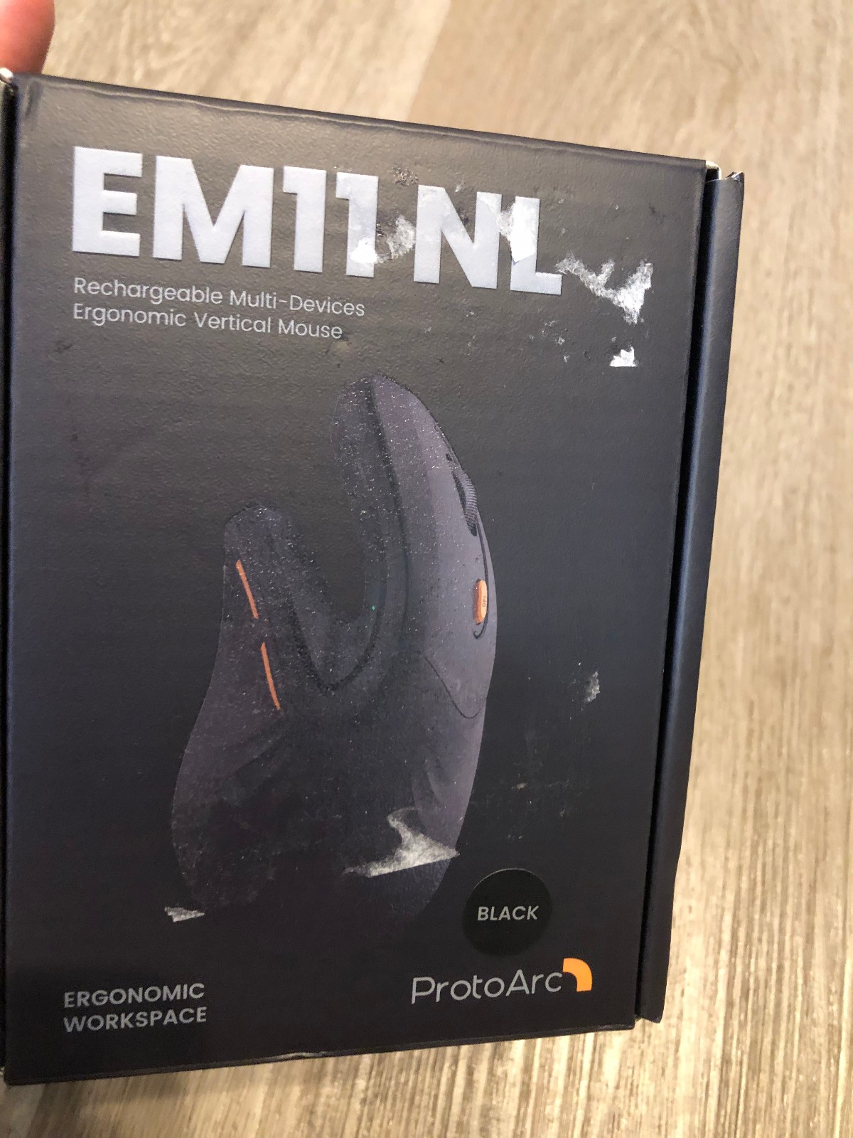 ProtoArc EM11 NL Ergonomic Vertical Mouse, Bluetooth Optical Wireless Black NEW