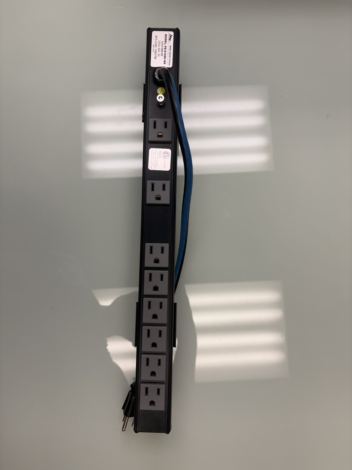 Middle Atlantic PD-815SC-NS 8-Outlet 1U Rackmount Power Strip 120V 15A Black