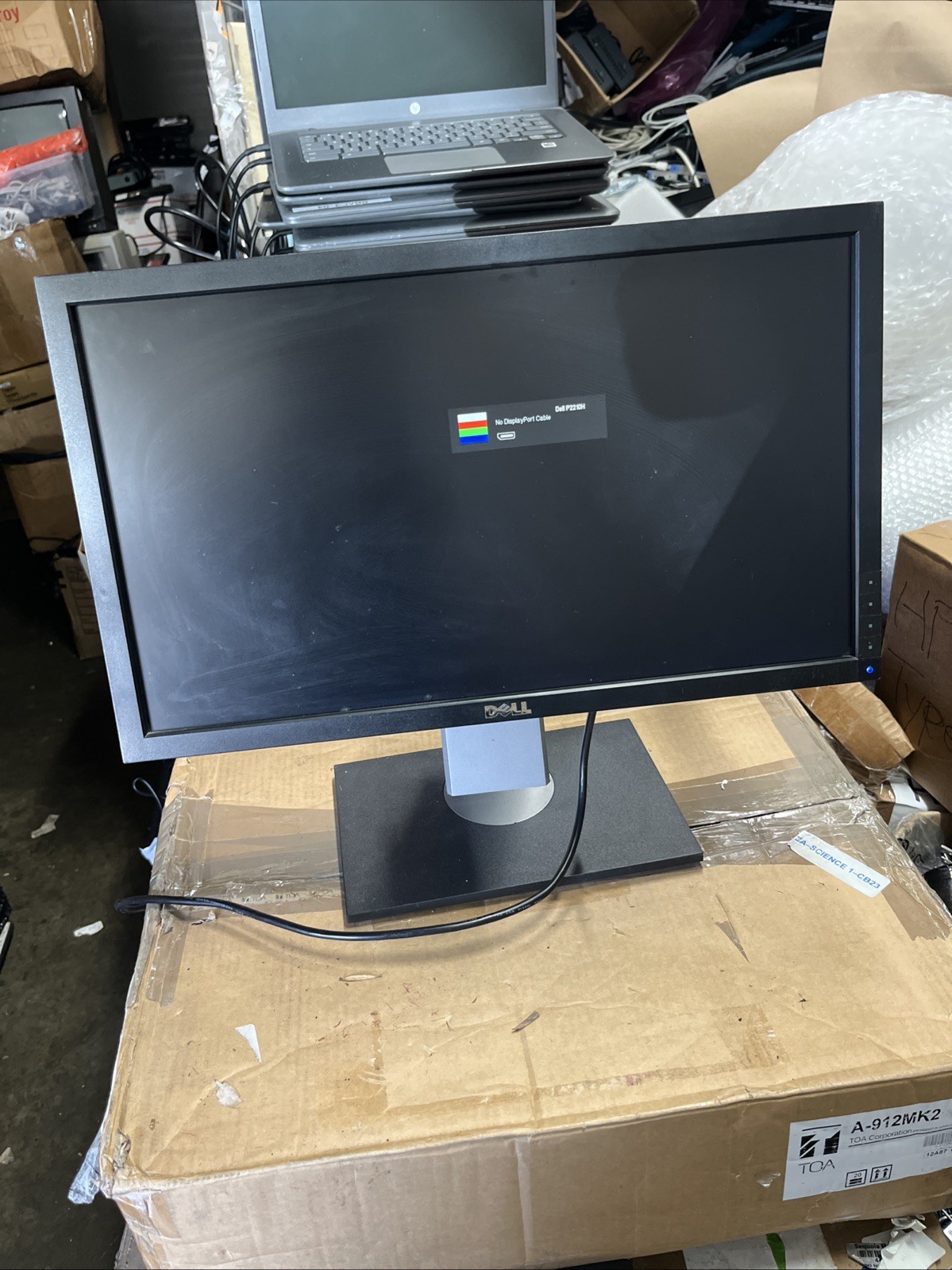 100hz Dell Professional P2210H 22" Monitor- 1080p VGA DVI w/ DVI-HDMI Adapter