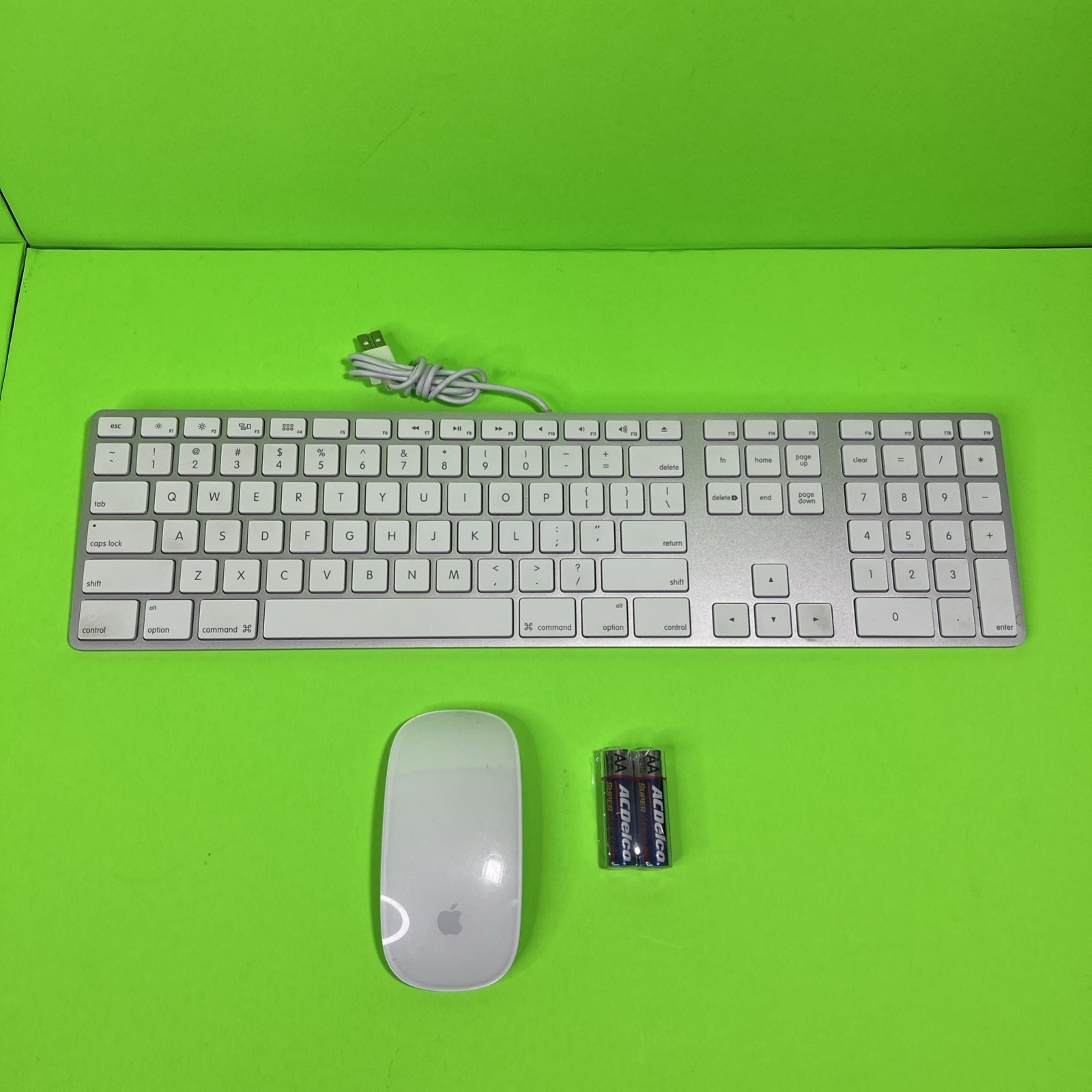 Apple A1243 Wired Mac USB Keyboard w/Numeric+ A1296 Wireless Mouse-SAME DAY SHIP