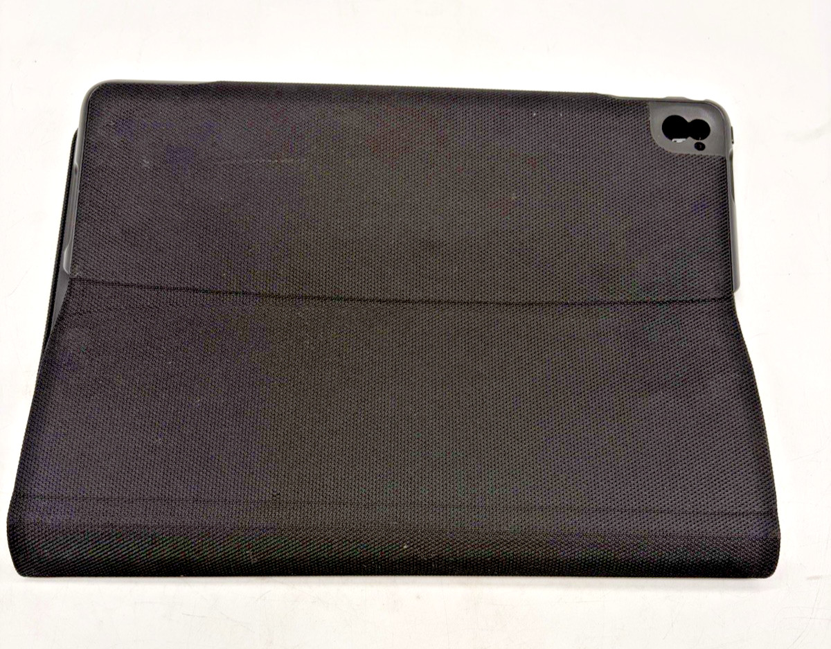 Logitech Create Y-U0030 Black Backlit Keyboard Case w/Apple Pencil Holder