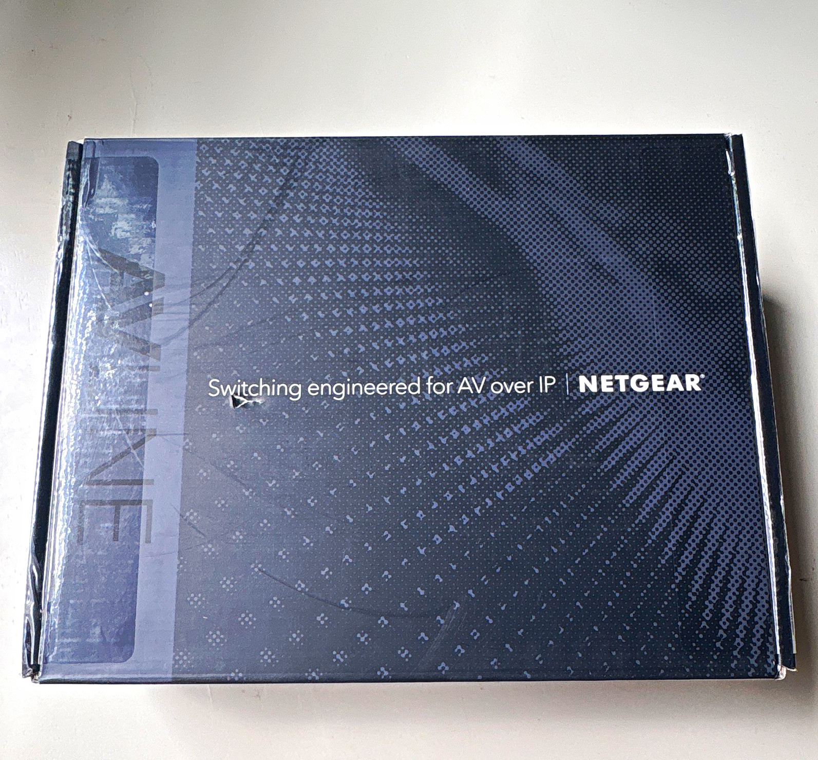 NETGEAR AV Line M4250-9G1F-PoE+ (GSM4210PD) Fully Managed 9-Port Switch